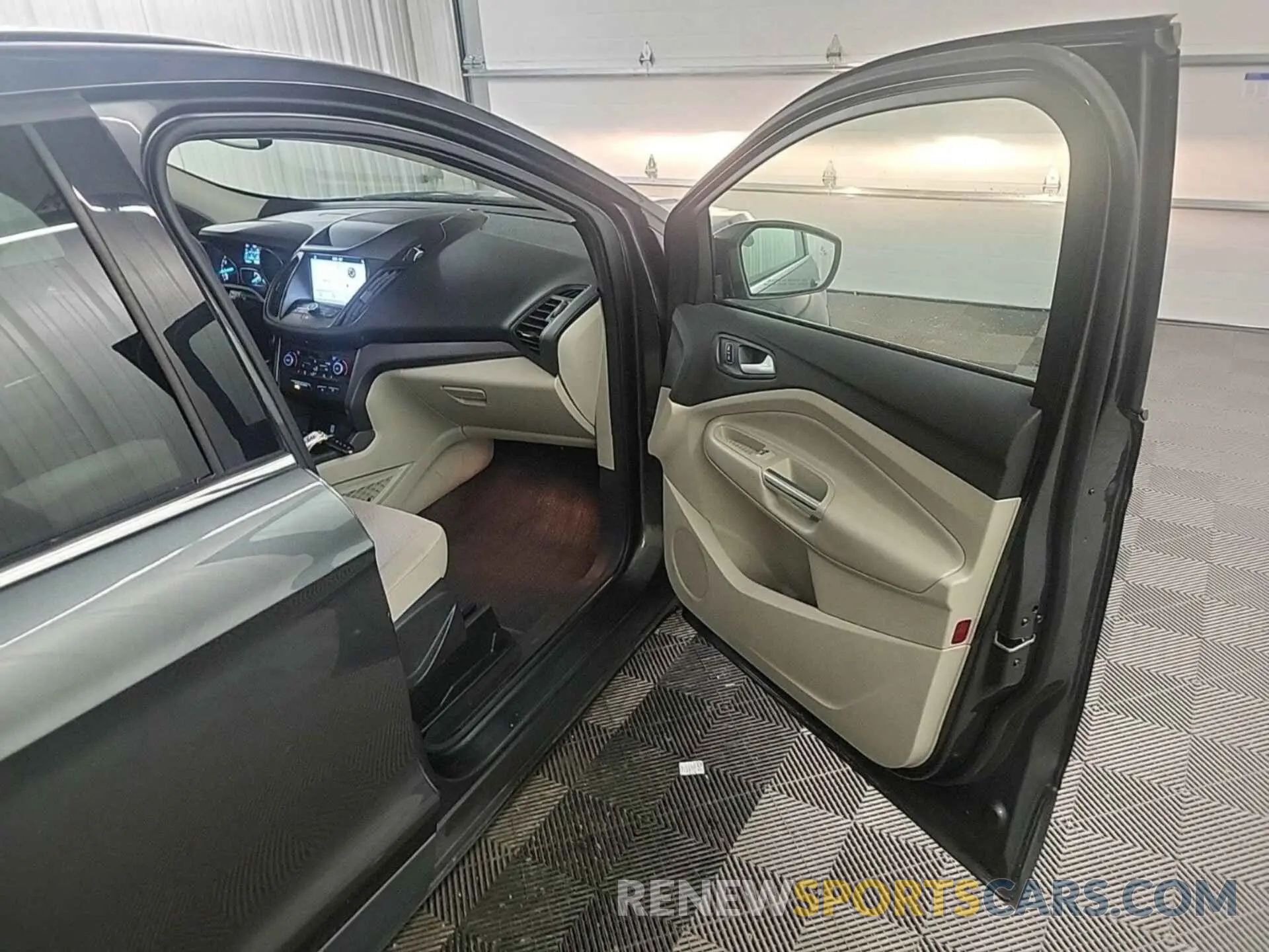 13 Photograph of a damaged car 1FMCU9GD8KUC07497 FORD ESCAPE 2019