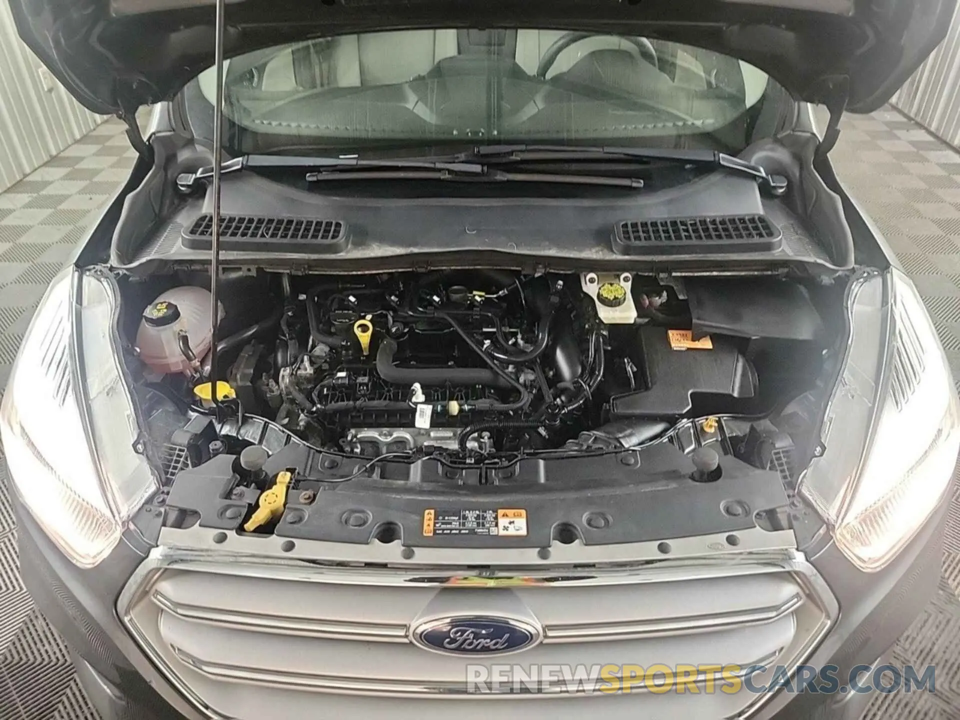 17 Photograph of a damaged car 1FMCU9GD8KUC07497 FORD ESCAPE 2019