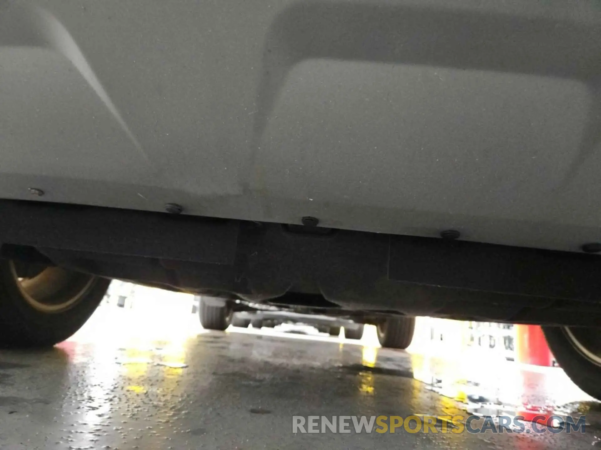 27 Photograph of a damaged car 1FMCU9GD8KUC07497 FORD ESCAPE 2019