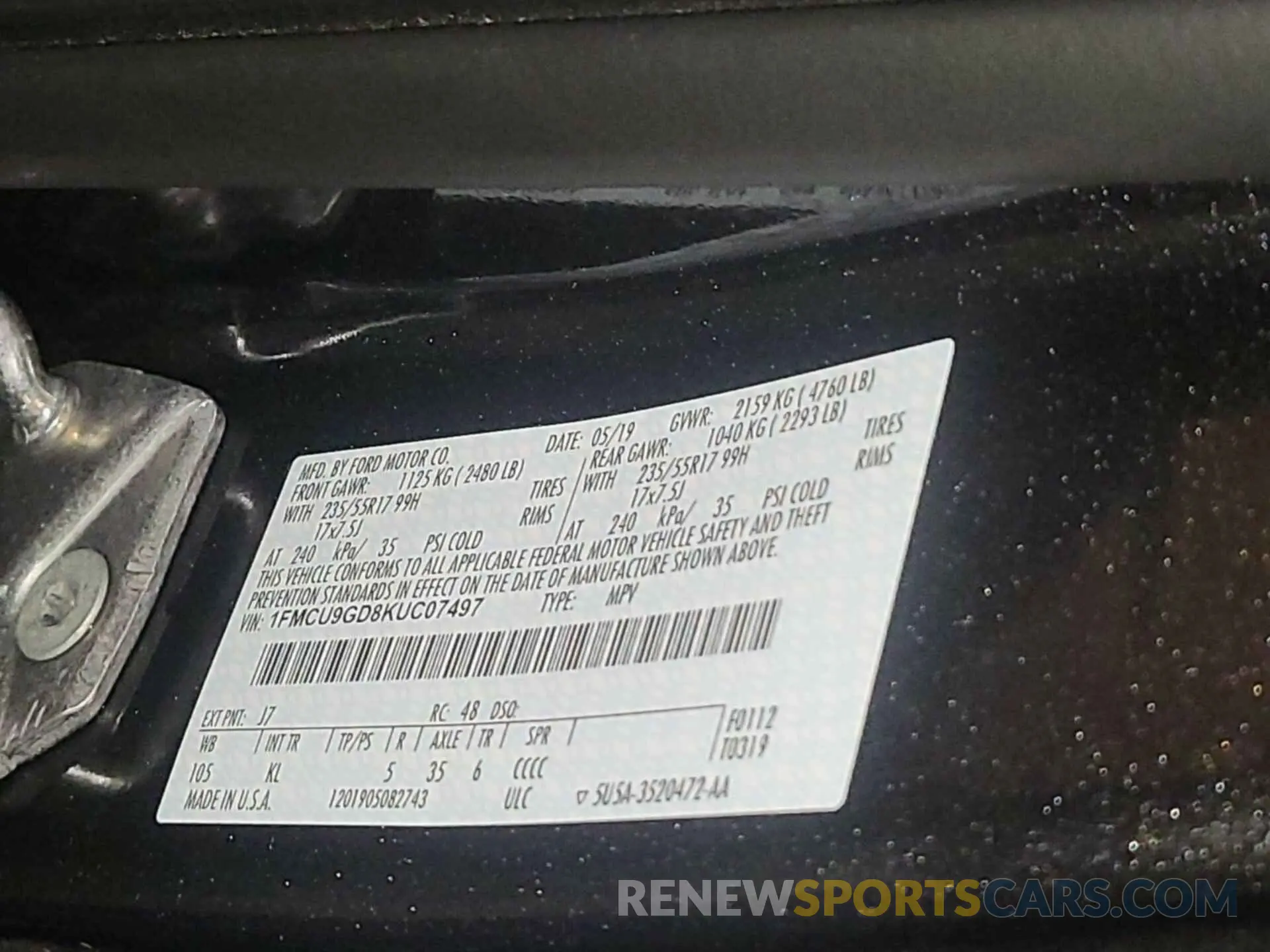 47 Photograph of a damaged car 1FMCU9GD8KUC07497 FORD ESCAPE 2019
