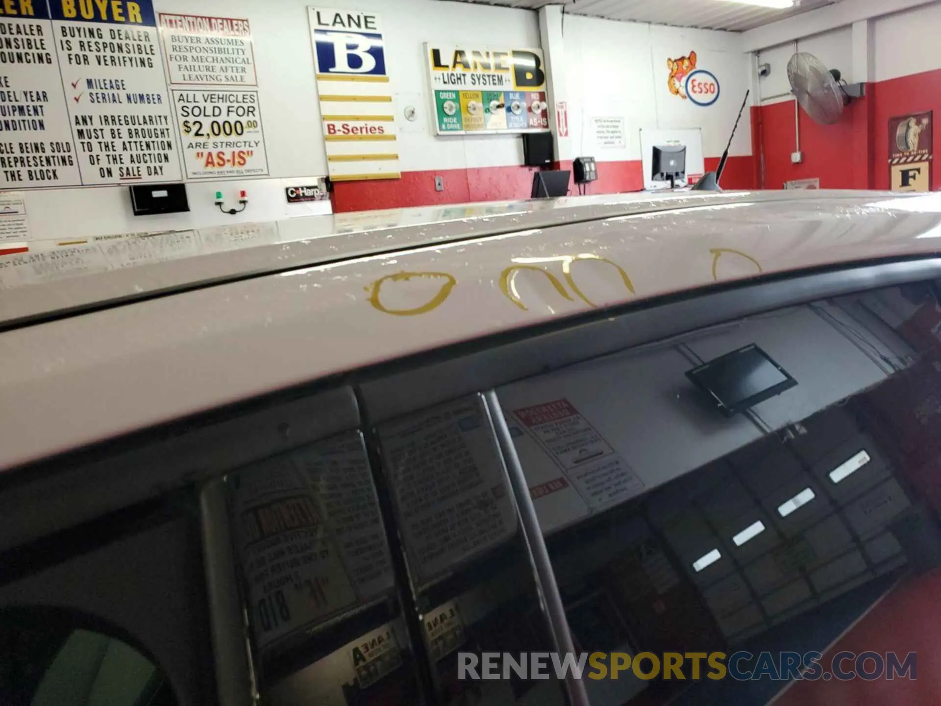8 Photograph of a damaged car 1FMCU9GD8KUC07726 FORD ESCAPE 2019