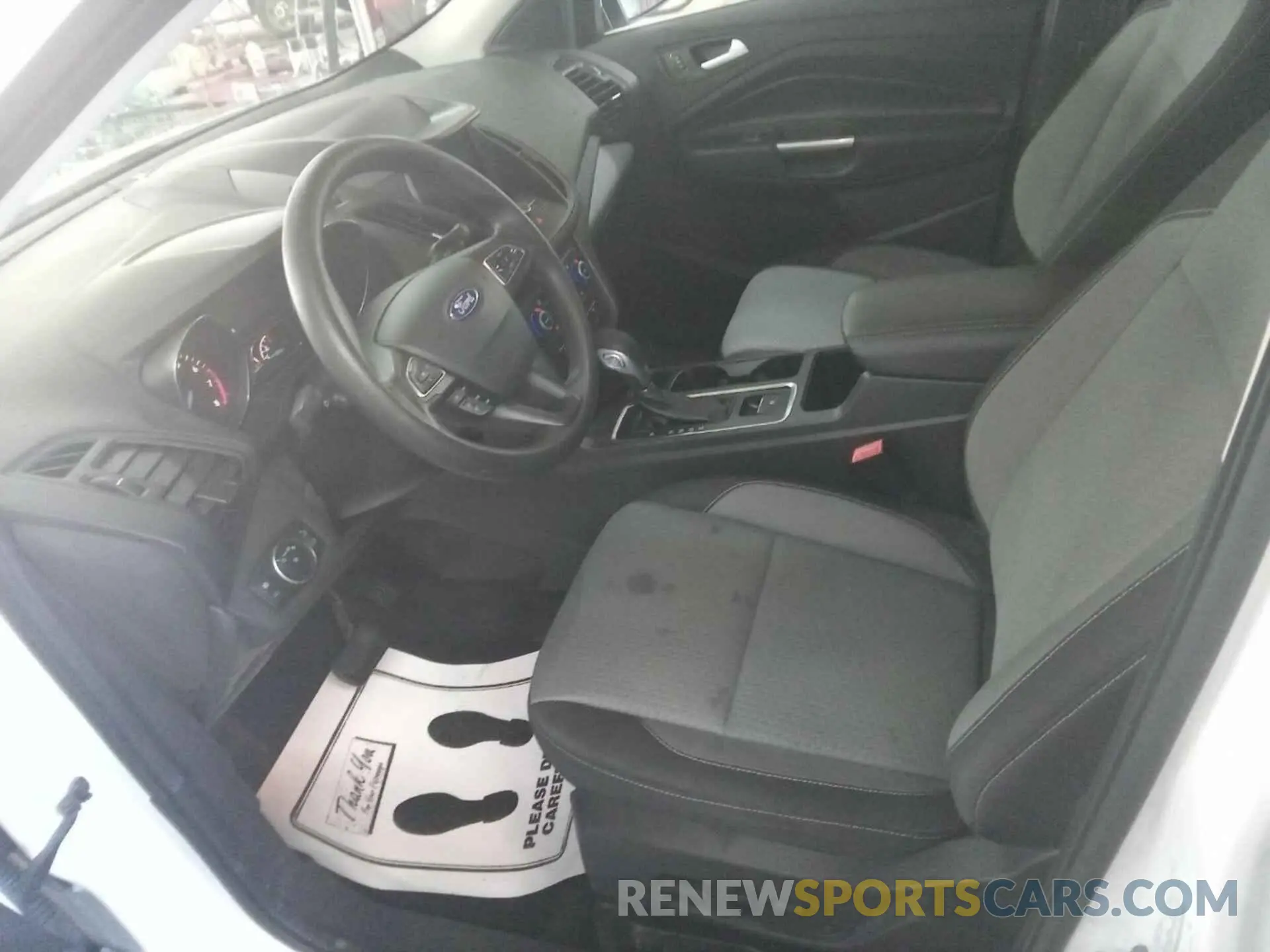 1 Photograph of a damaged car 1FMCU9GD8KUC07788 FORD ESCAPE 2019