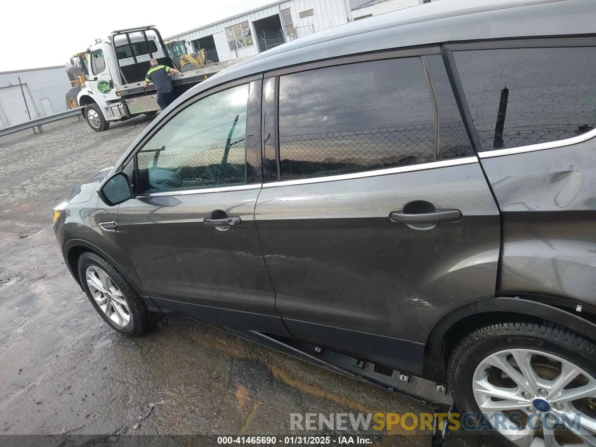 14 Photograph of a damaged car 1FMCU9GD8KUC33968 FORD ESCAPE 2019
