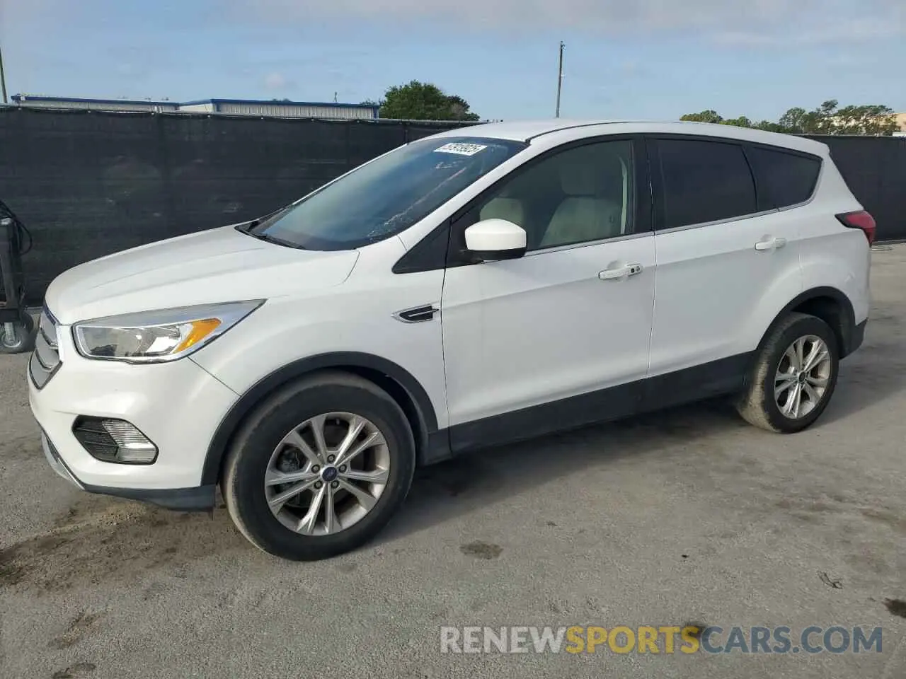 1 Photograph of a damaged car 1FMCU9GD9KUA02481 FORD ESCAPE 2019