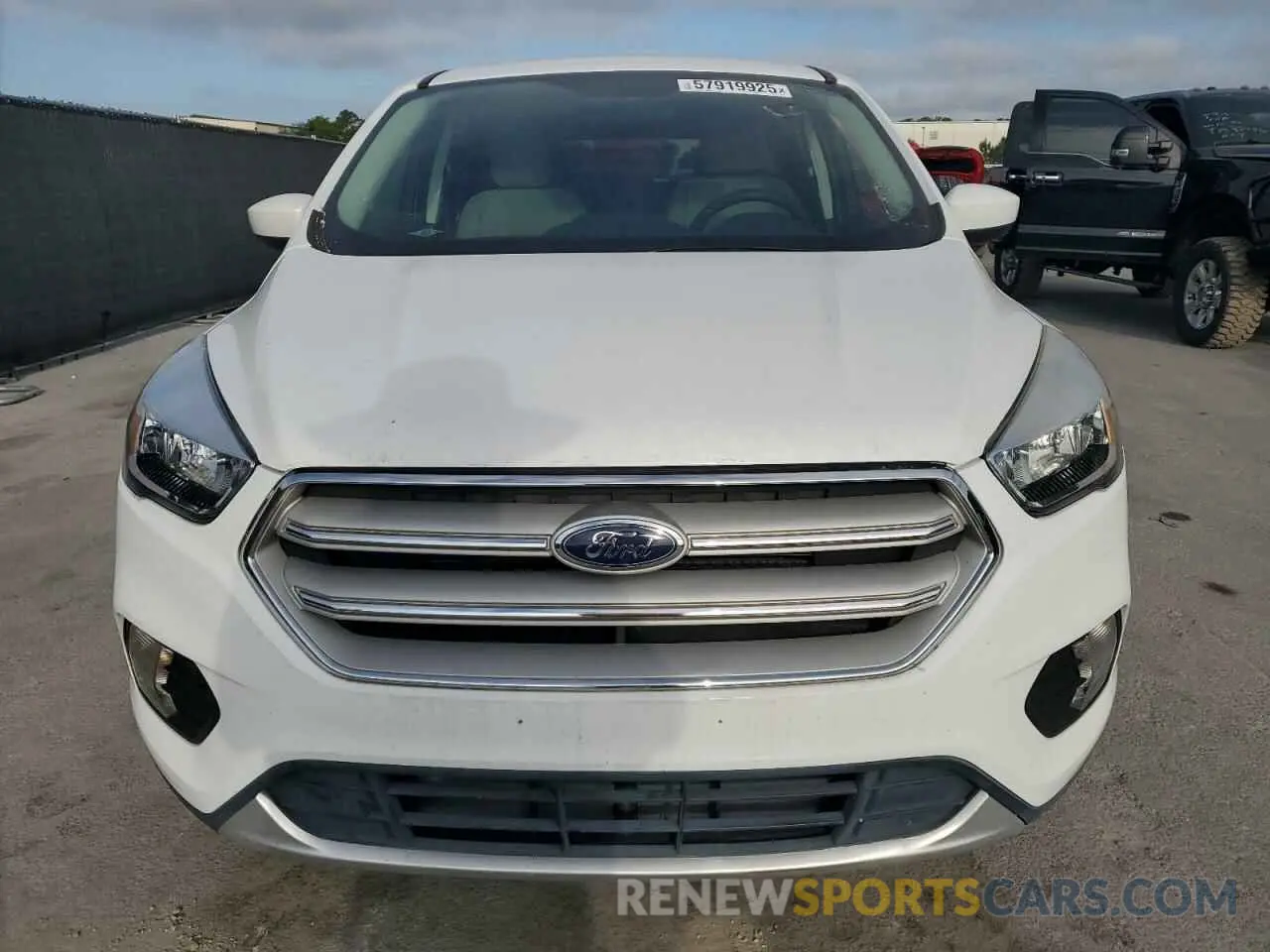 5 Photograph of a damaged car 1FMCU9GD9KUA02481 FORD ESCAPE 2019