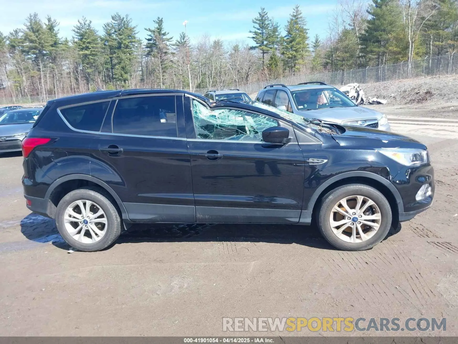 13 Photograph of a damaged car 1FMCU9GD9KUA66049 FORD ESCAPE 2019