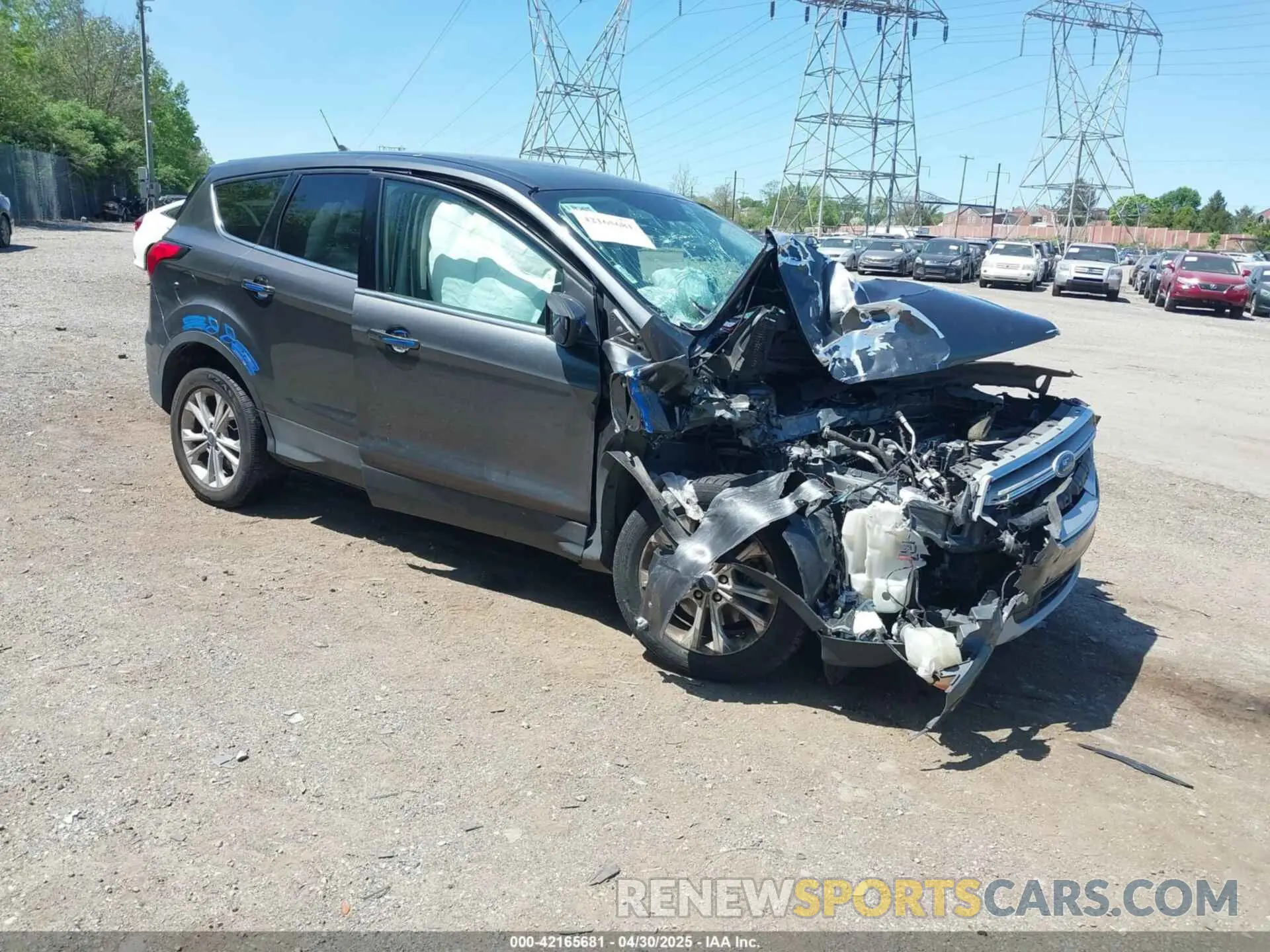 1 Photograph of a damaged car 1FMCU9GD9KUA70330 FORD ESCAPE 2019