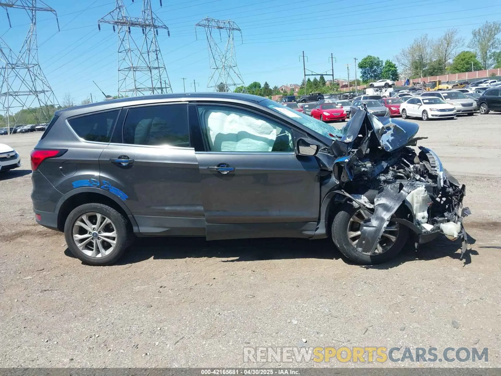 13 Photograph of a damaged car 1FMCU9GD9KUA70330 FORD ESCAPE 2019