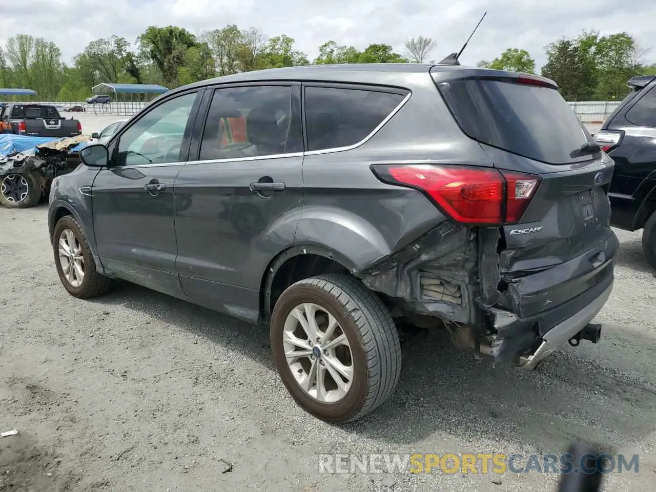 2 Photograph of a damaged car 1FMCU9GD9KUA84311 FORD ESCAPE 2019