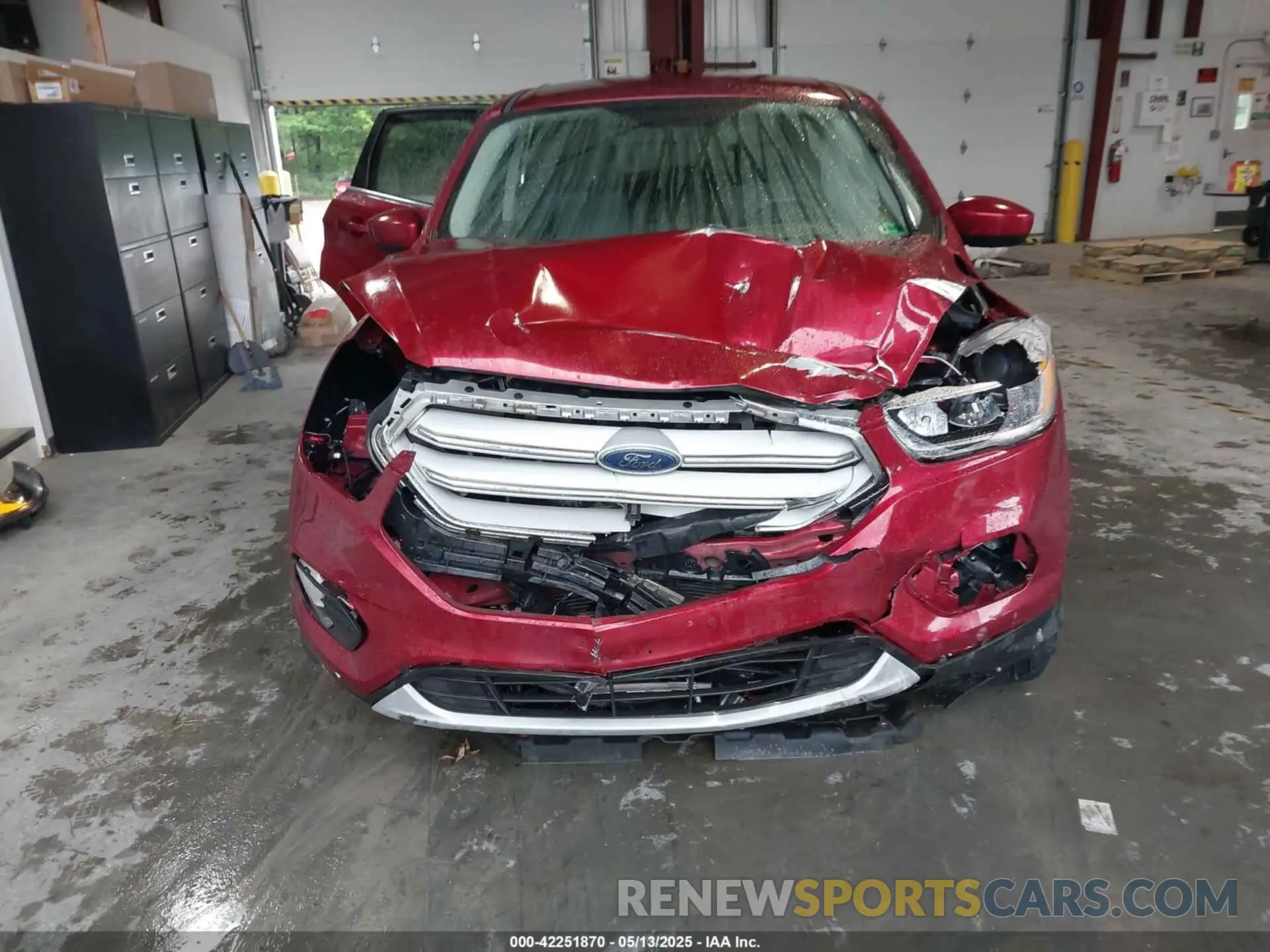 12 Photograph of a damaged car 1FMCU9GD9KUA91470 FORD ESCAPE 2019