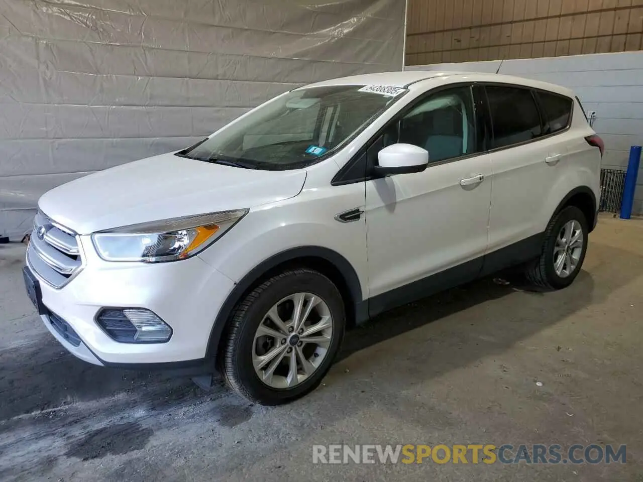 1 Photograph of a damaged car 1FMCU9GD9KUA94367 FORD ESCAPE 2019
