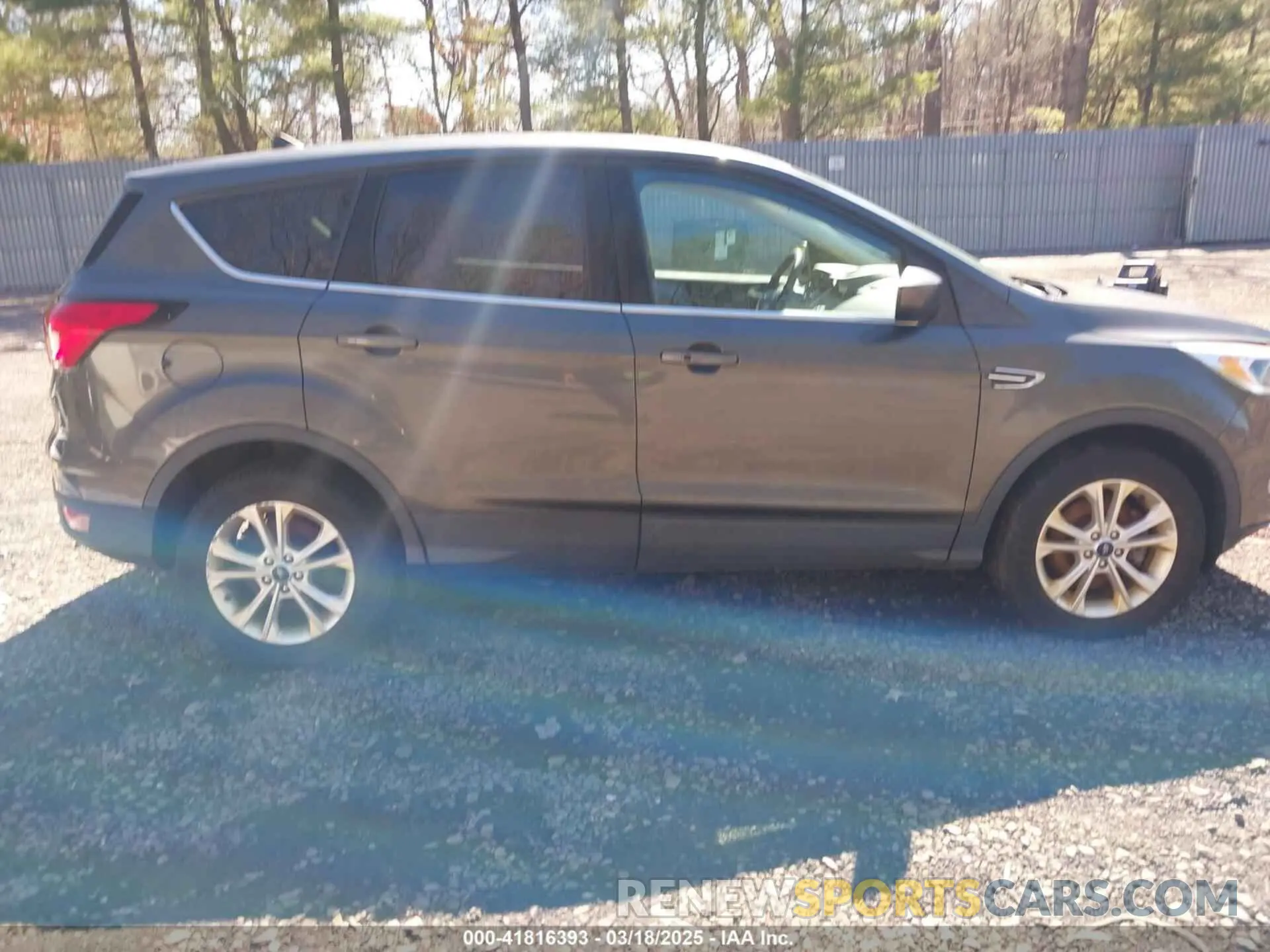 13 Photograph of a damaged car 1FMCU9GD9KUB11314 FORD ESCAPE 2019