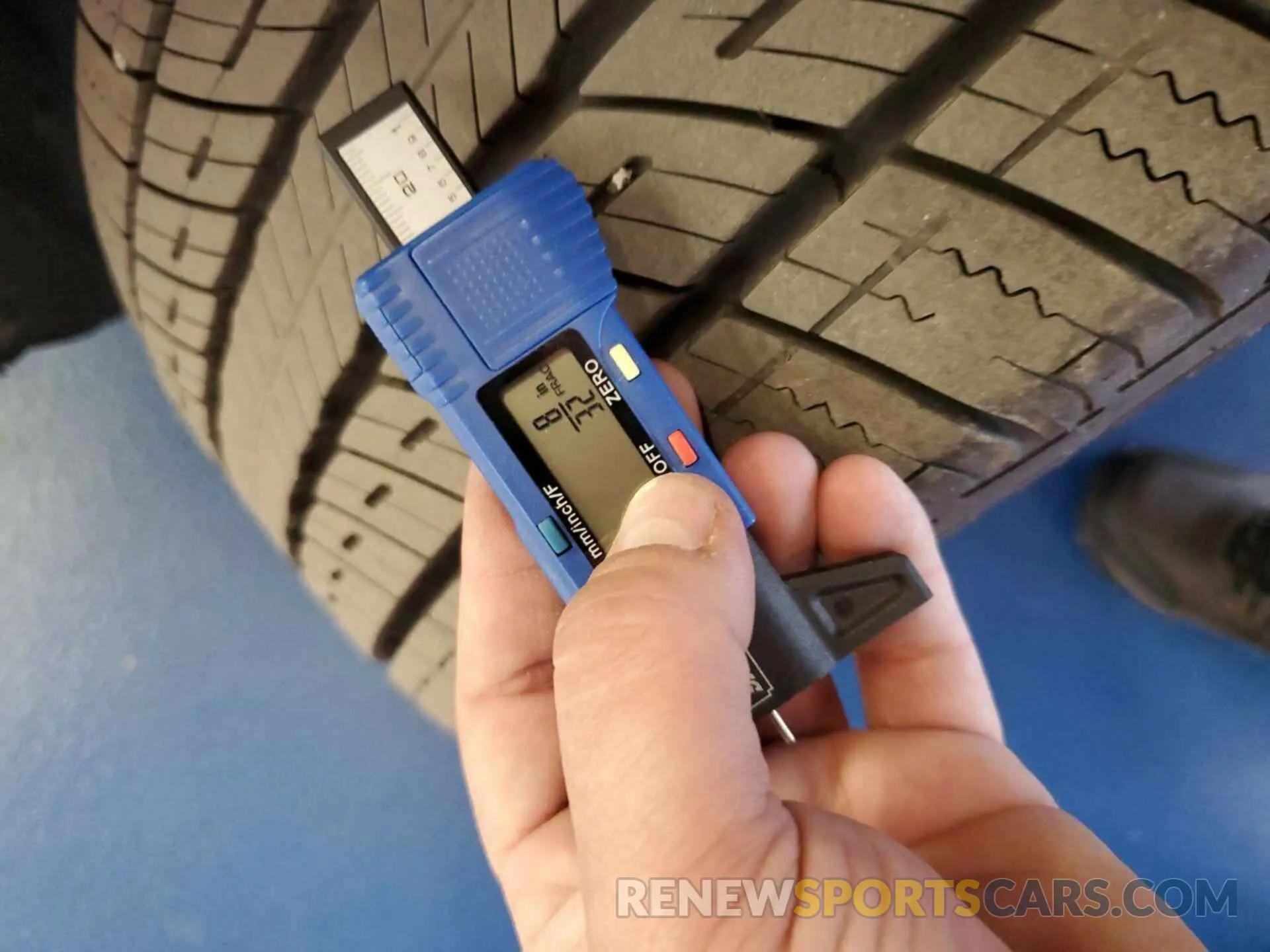 16 Photograph of a damaged car 1FMCU9GD9KUB11829 FORD ESCAPE 2019