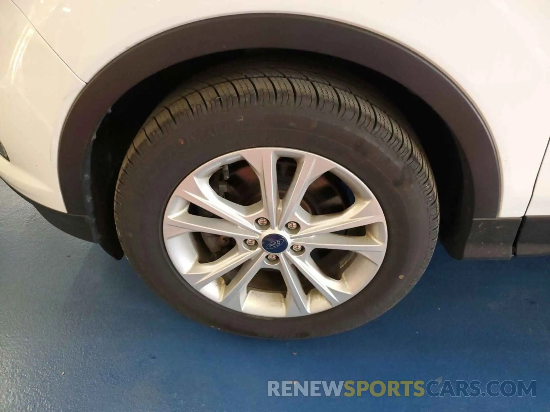 7 Photograph of a damaged car 1FMCU9GD9KUB11829 FORD ESCAPE 2019