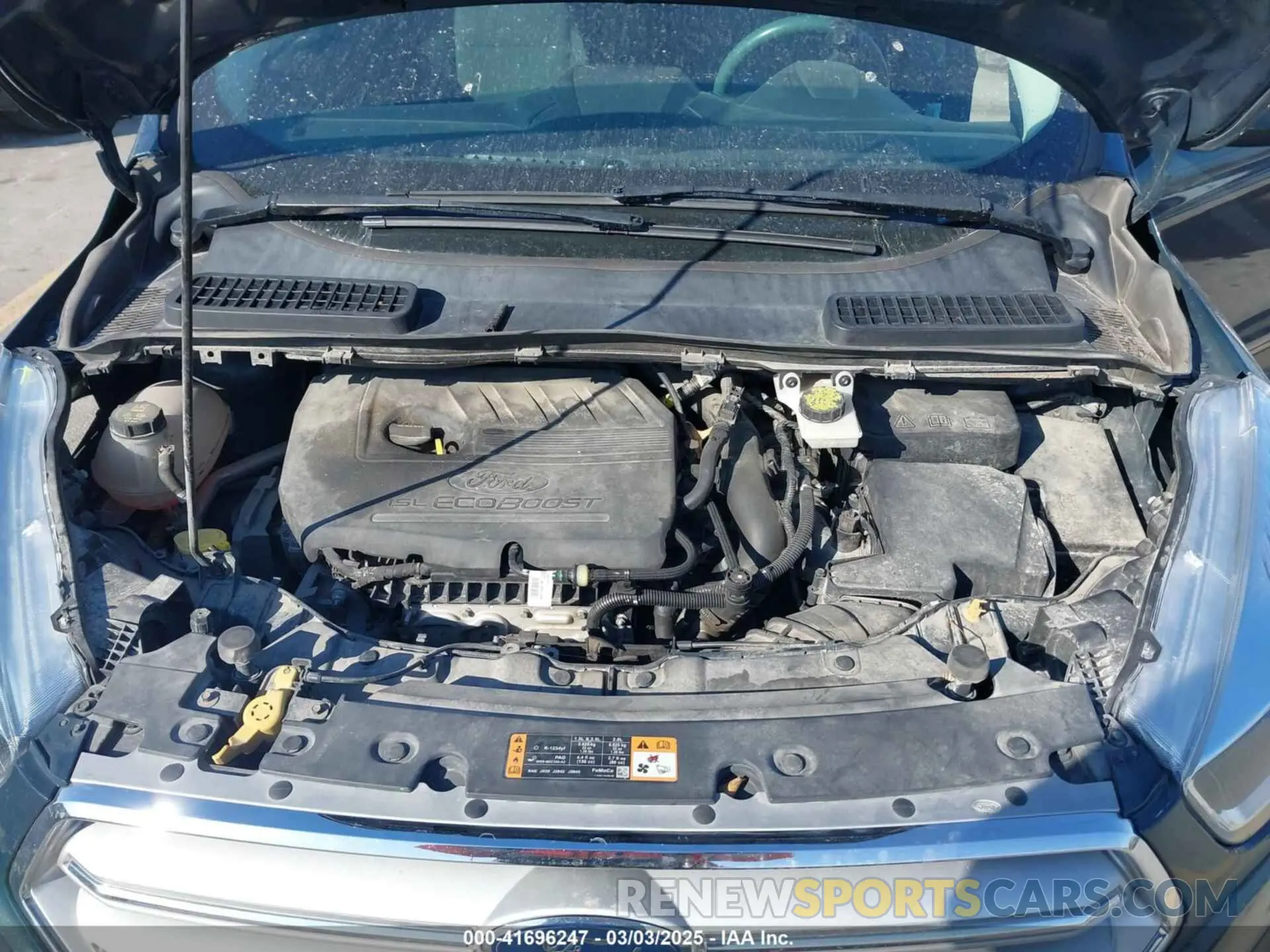 10 Photograph of a damaged car 1FMCU9GD9KUB14228 FORD ESCAPE 2019