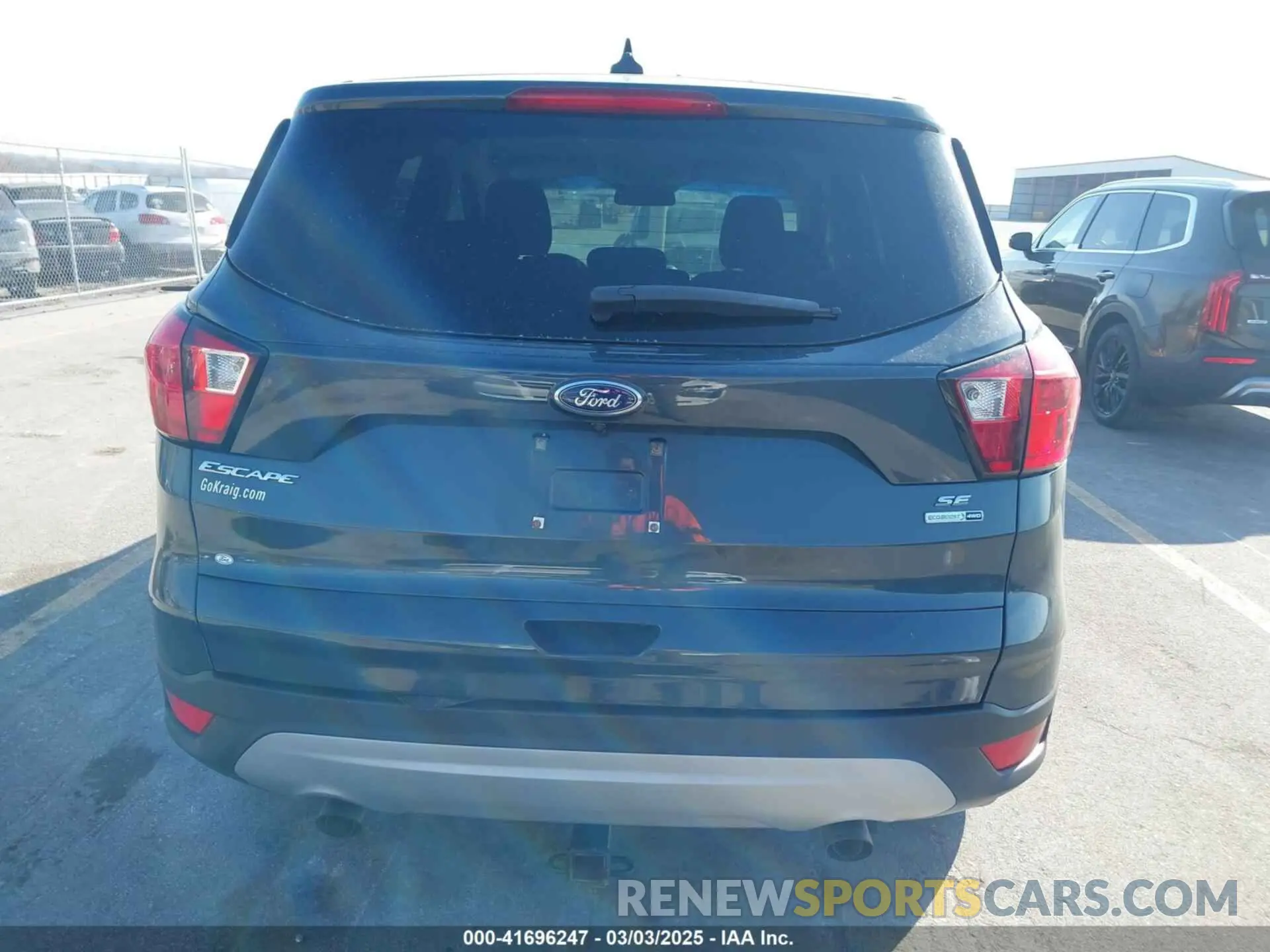 16 Photograph of a damaged car 1FMCU9GD9KUB14228 FORD ESCAPE 2019