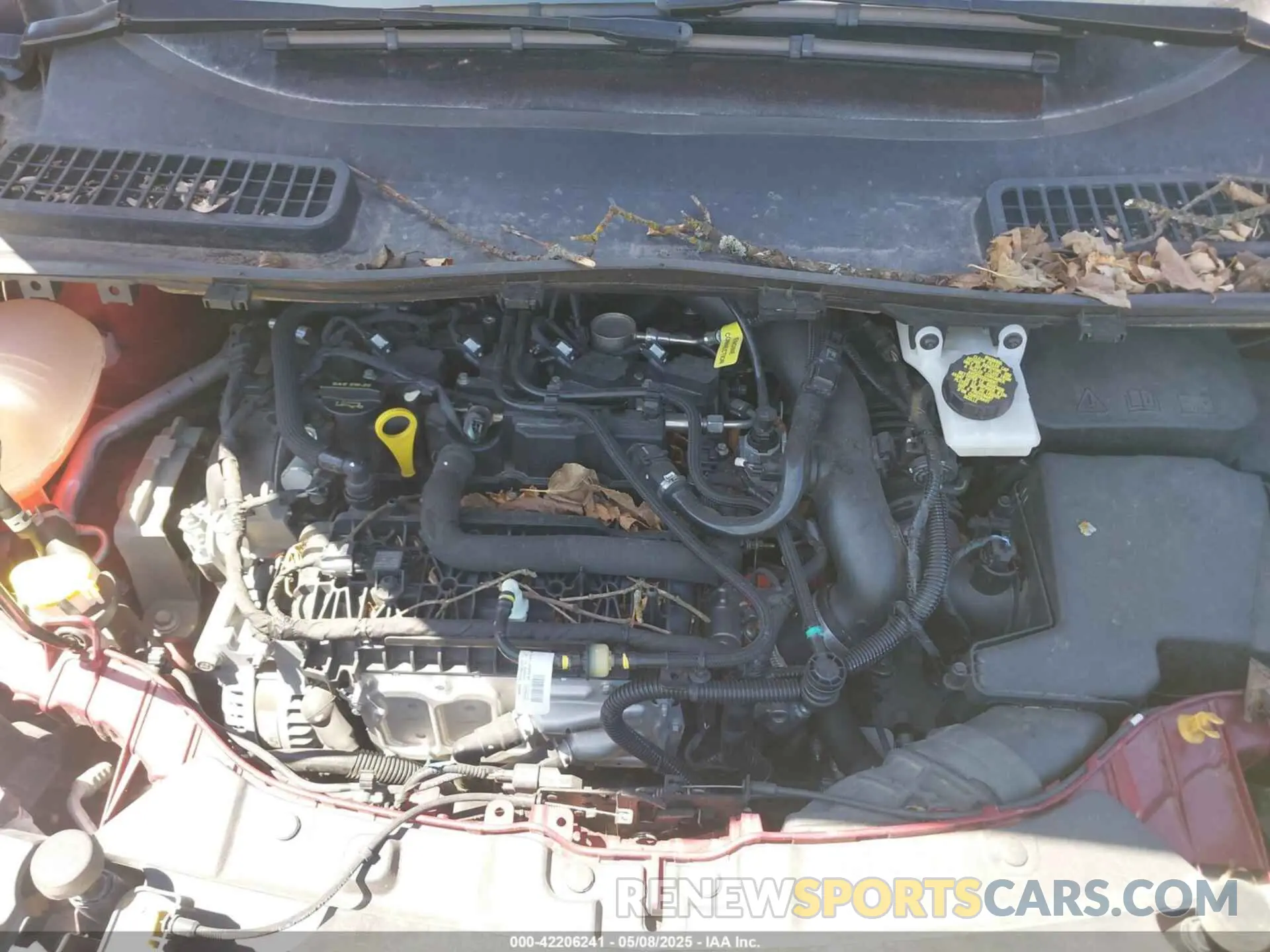 10 Photograph of a damaged car 1FMCU9GD9KUB22426 FORD ESCAPE 2019