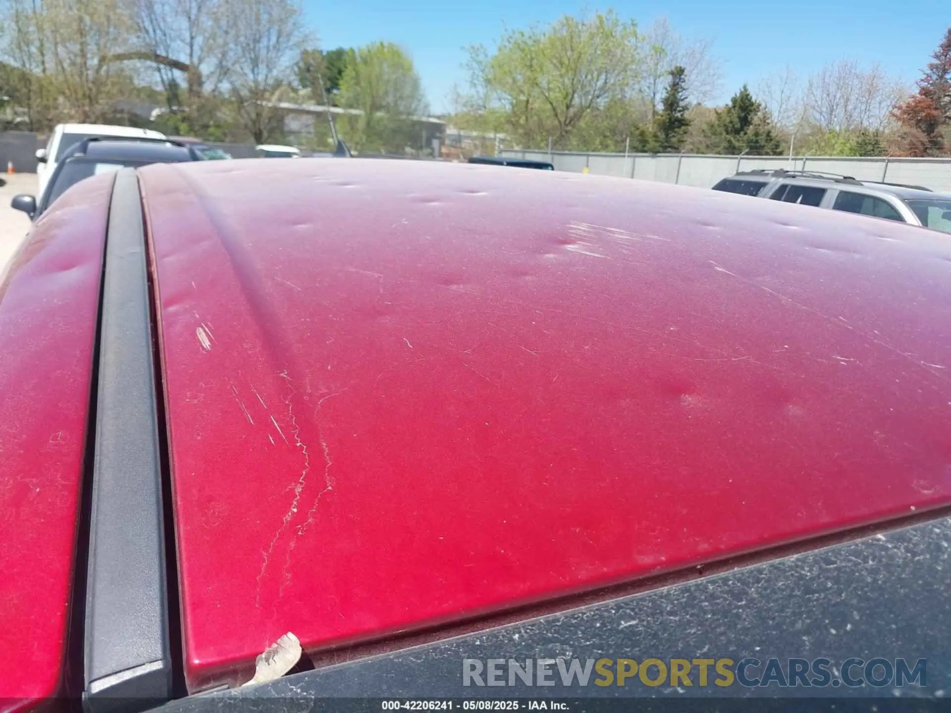 12 Photograph of a damaged car 1FMCU9GD9KUB22426 FORD ESCAPE 2019