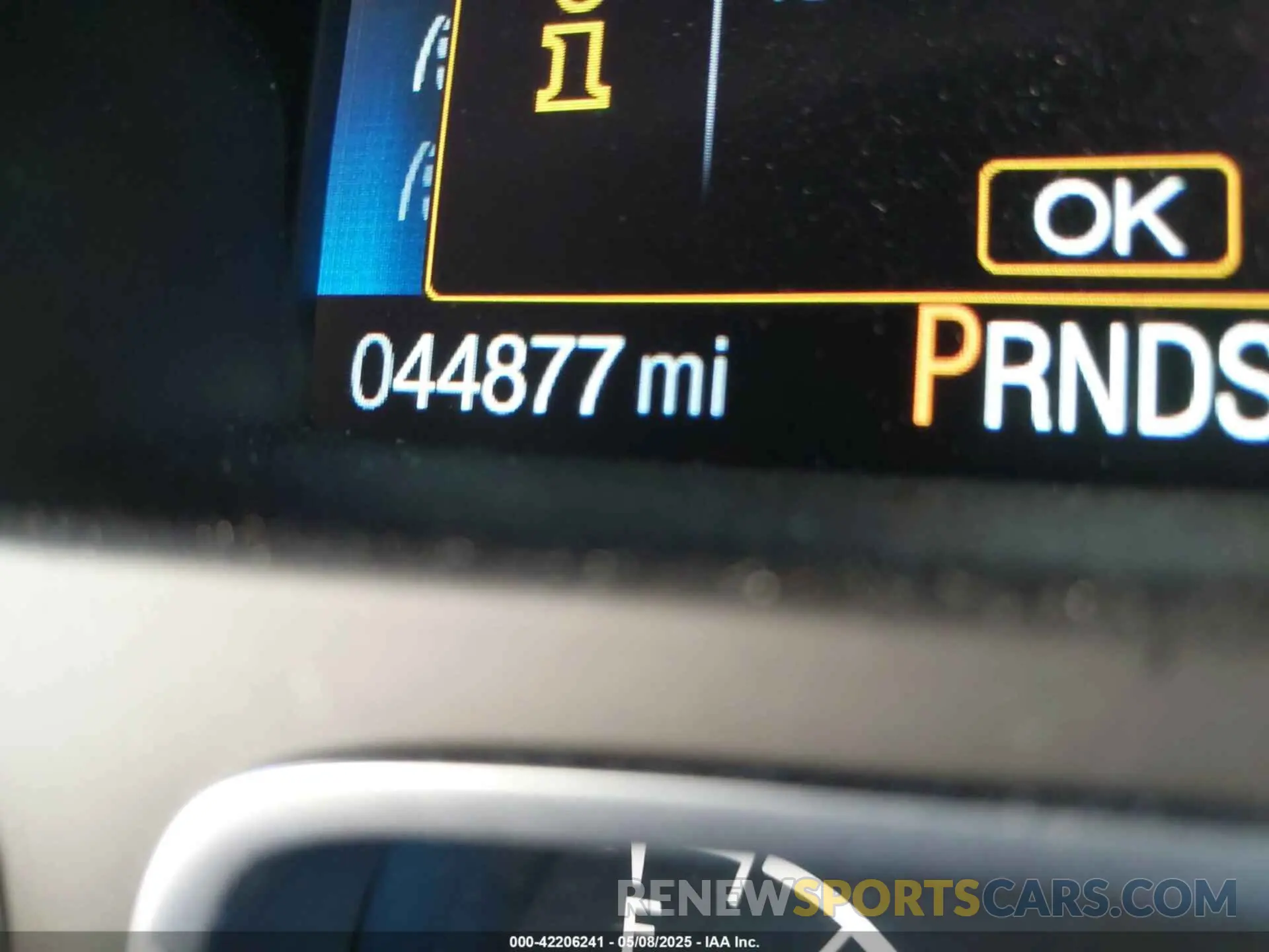 16 Photograph of a damaged car 1FMCU9GD9KUB22426 FORD ESCAPE 2019