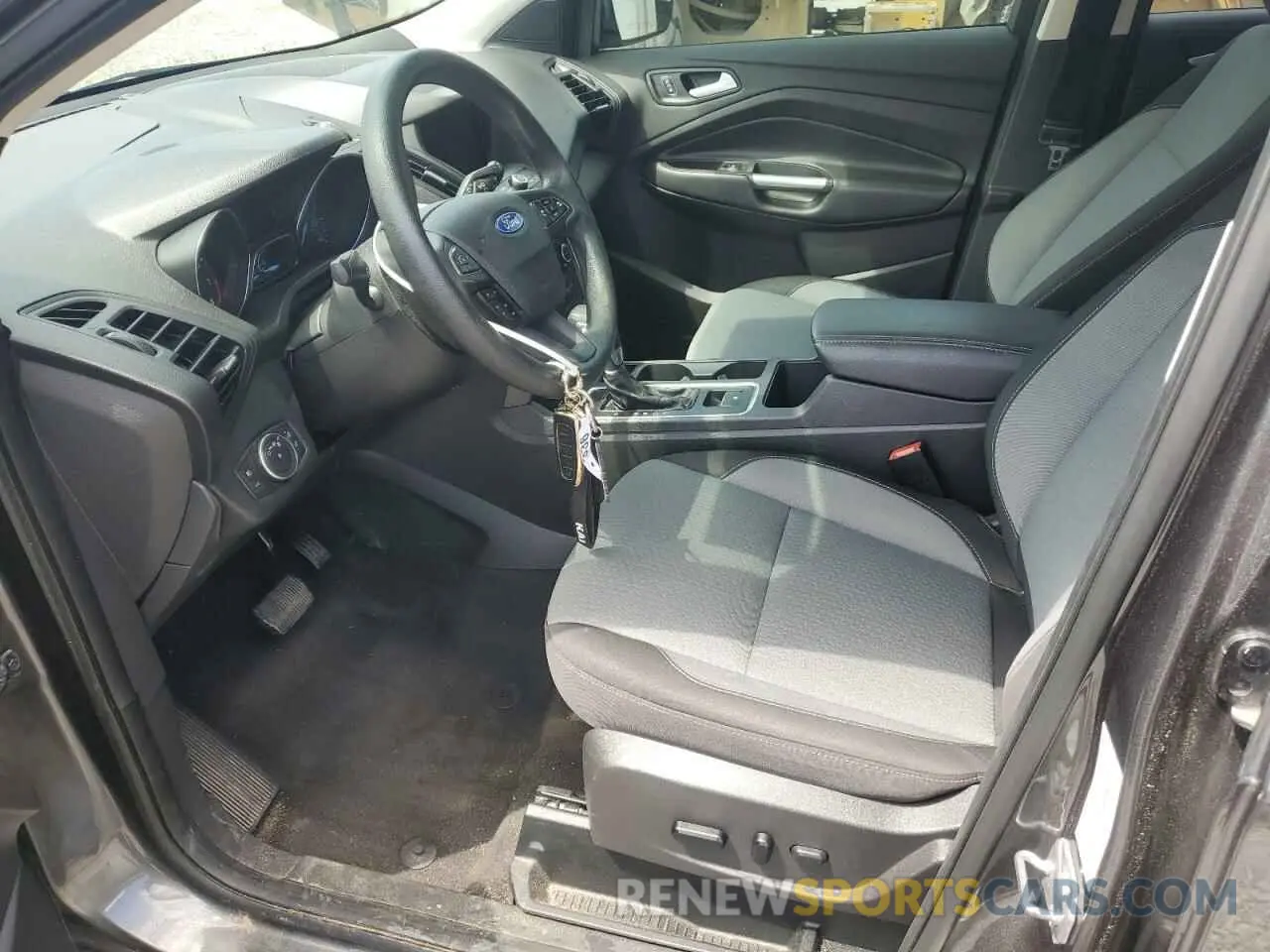 7 Photograph of a damaged car 1FMCU9GD9KUB30526 FORD ESCAPE 2019