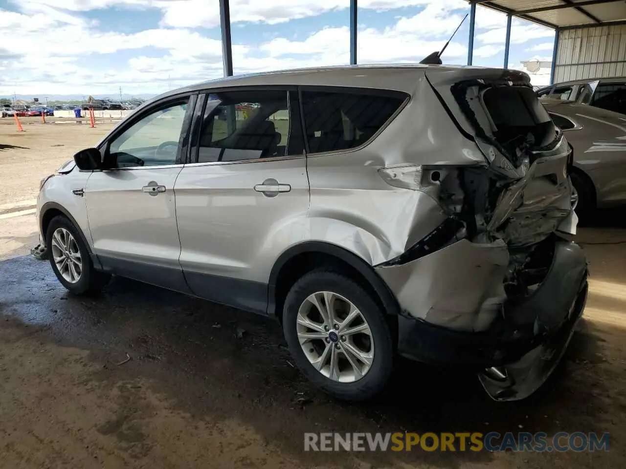 2 Photograph of a damaged car 1FMCU9GD9KUB31174 FORD ESCAPE 2019