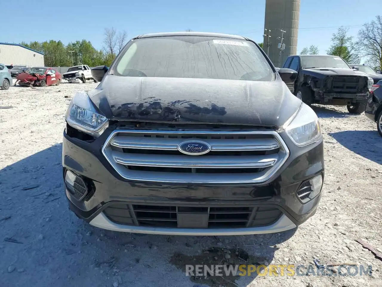 5 Photograph of a damaged car 1FMCU9GD9KUC01126 FORD ESCAPE 2019