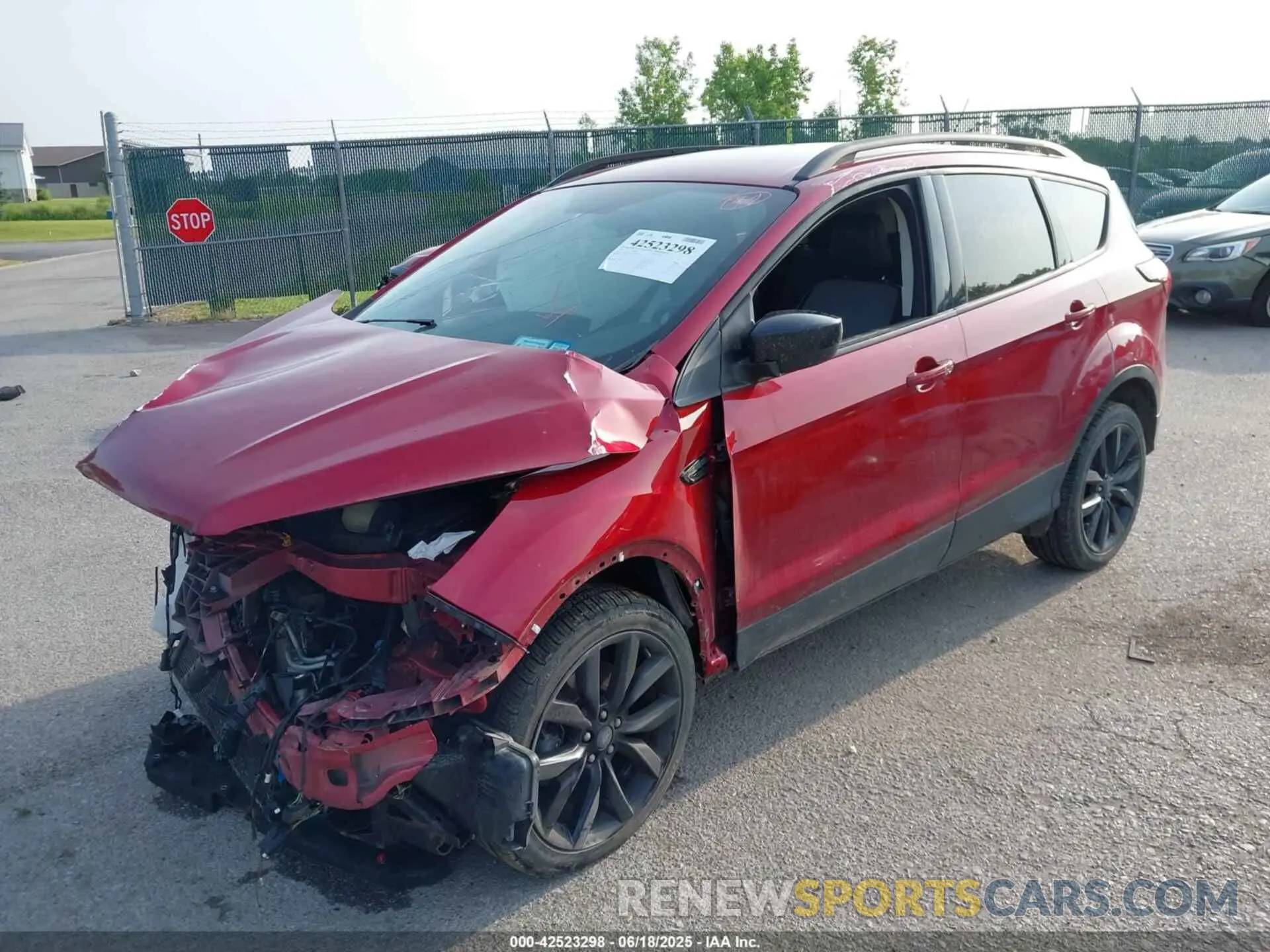 2 Photograph of a damaged car 1FMCU9GD9KUC43974 FORD ESCAPE 2019