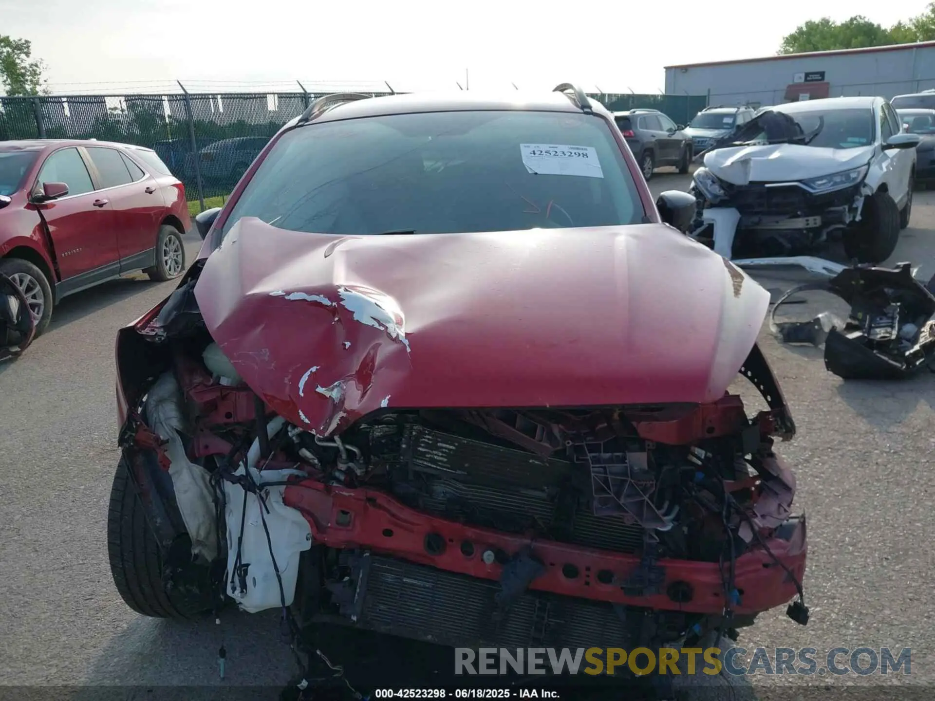 6 Photograph of a damaged car 1FMCU9GD9KUC43974 FORD ESCAPE 2019