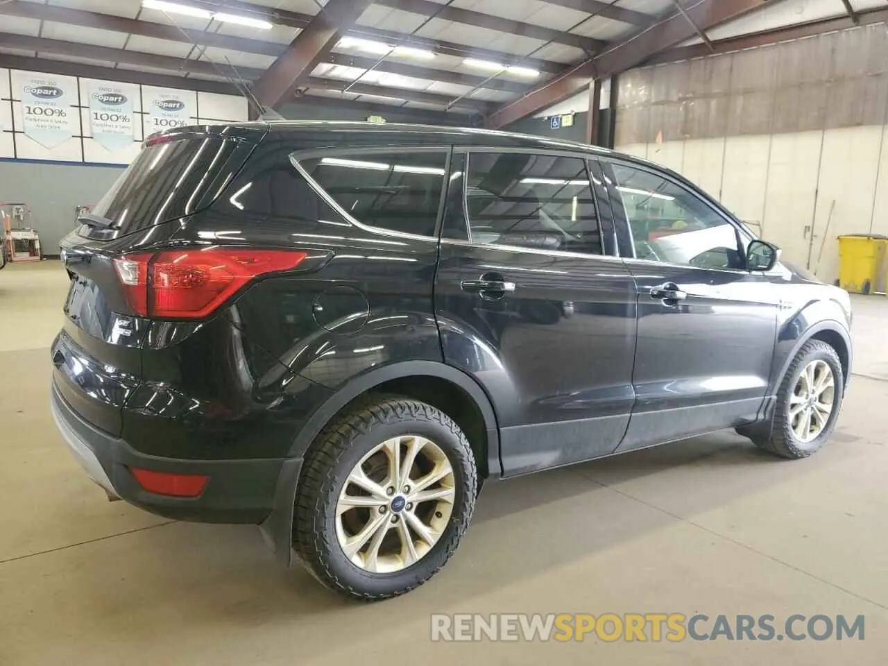 3 Photograph of a damaged car 1FMCU9GDXKUA26868 FORD ESCAPE 2019