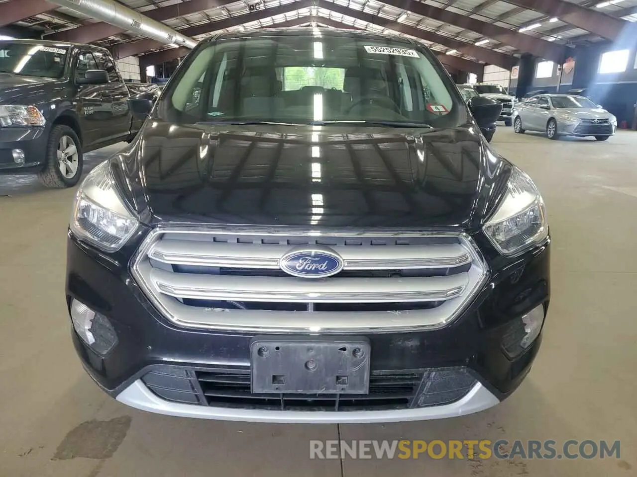 5 Photograph of a damaged car 1FMCU9GDXKUA26868 FORD ESCAPE 2019