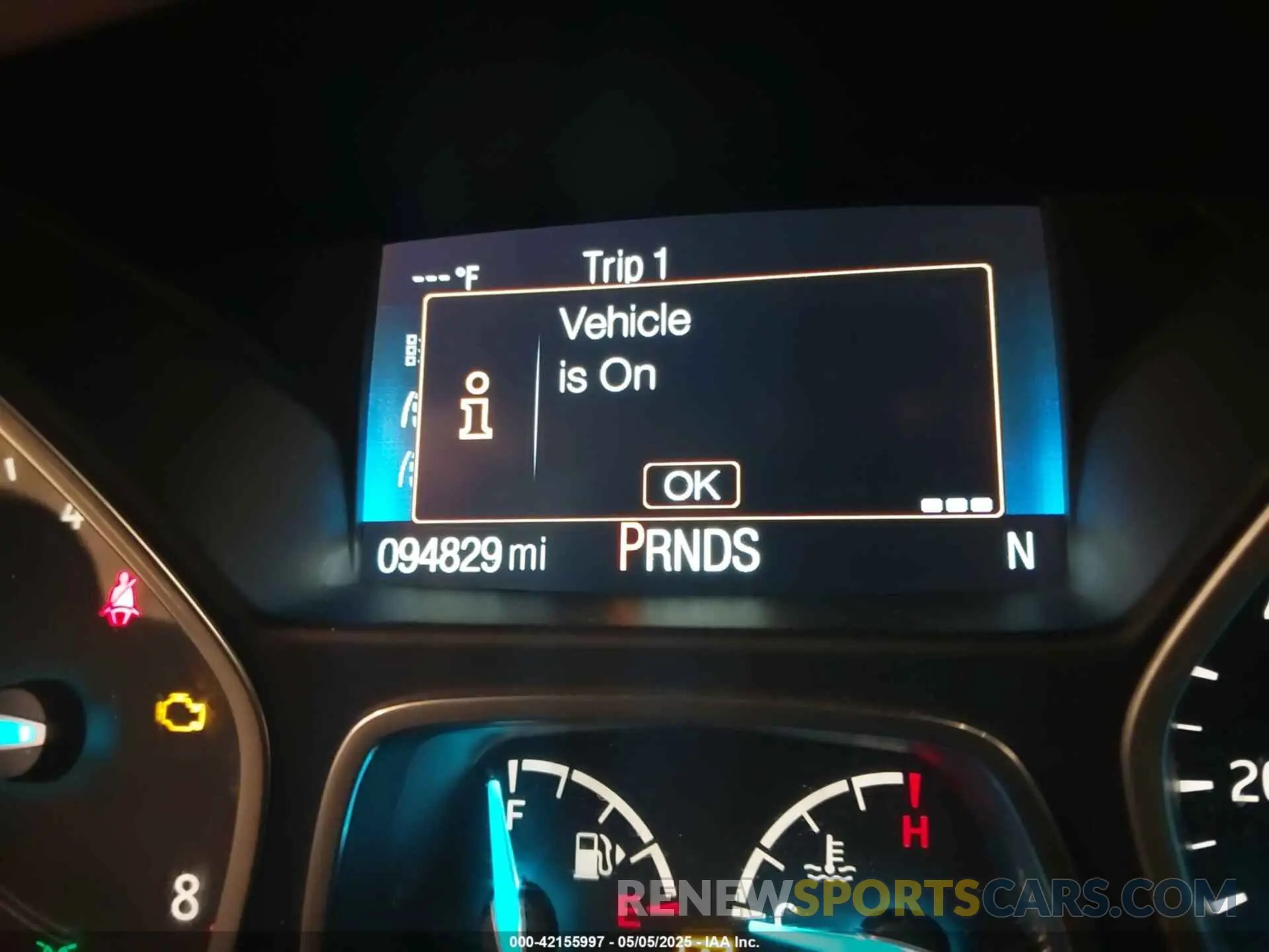 15 Photograph of a damaged car 1FMCU9GDXKUA97147 FORD ESCAPE 2019