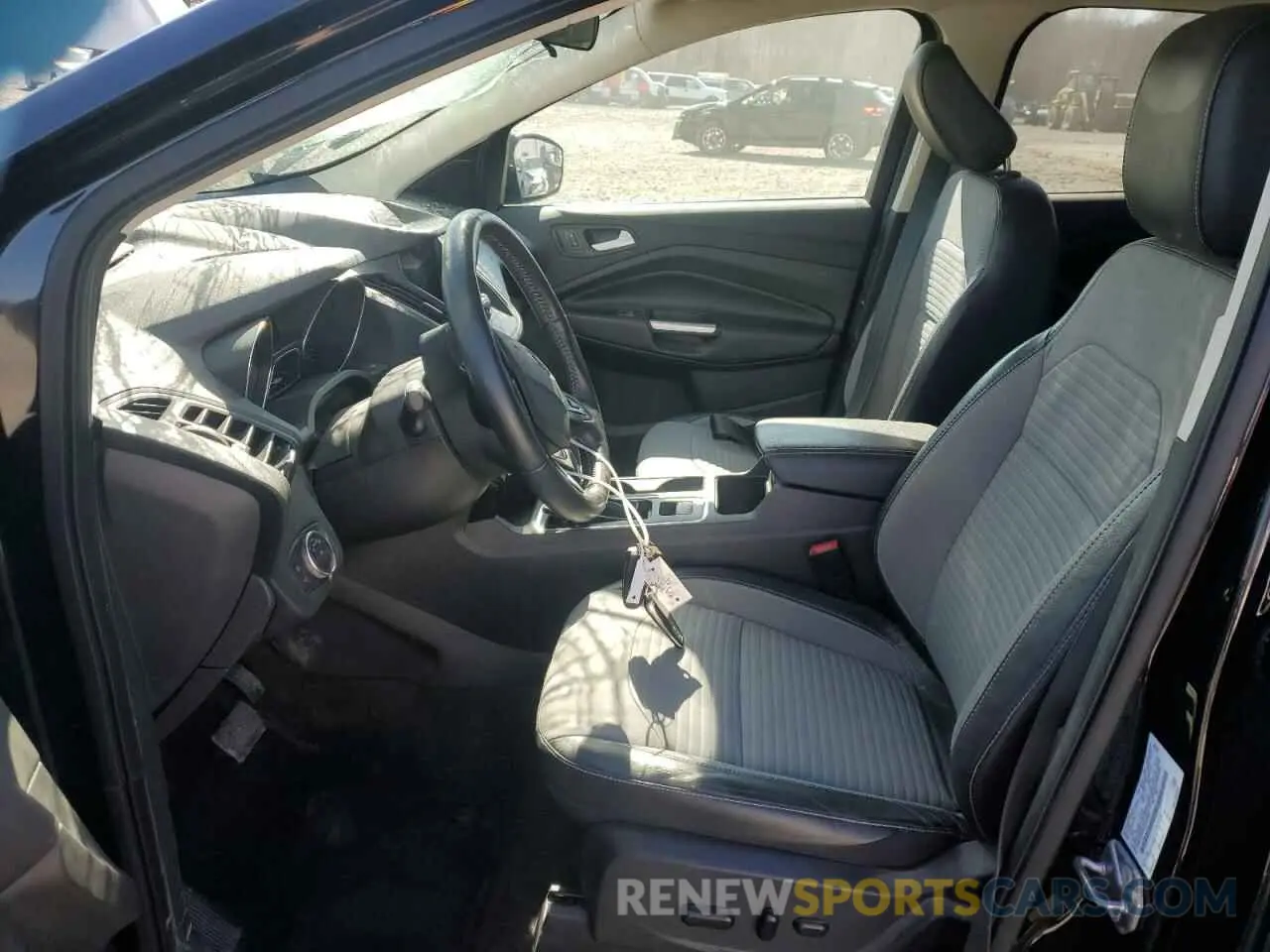 7 Photograph of a damaged car 1FMCU9GDXKUB18790 FORD ESCAPE 2019