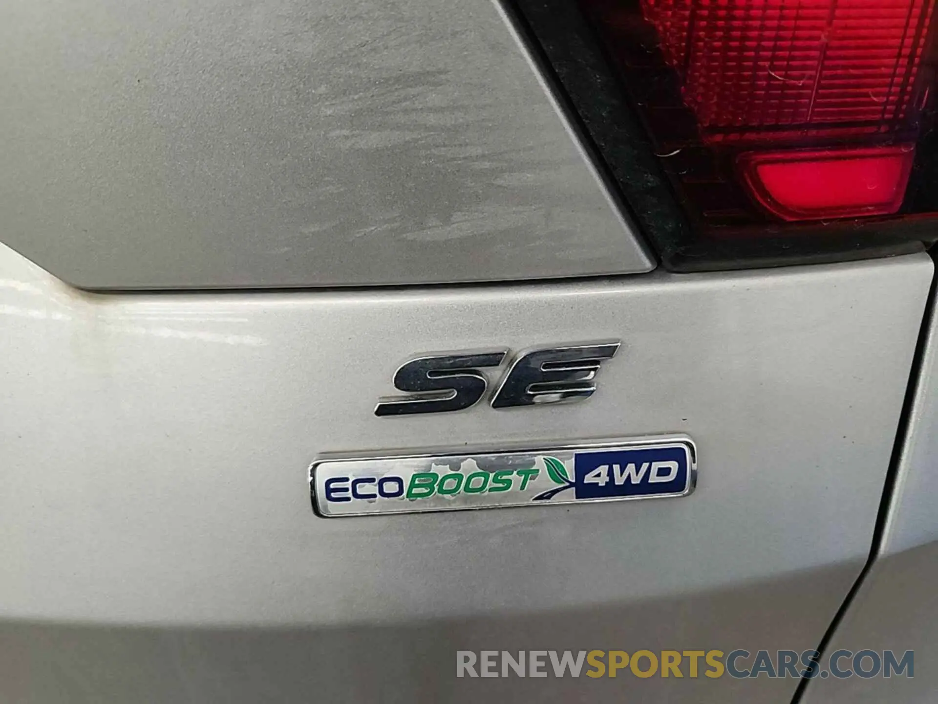20 Photograph of a damaged car 1FMCU9GDXKUB27277 FORD ESCAPE 2019