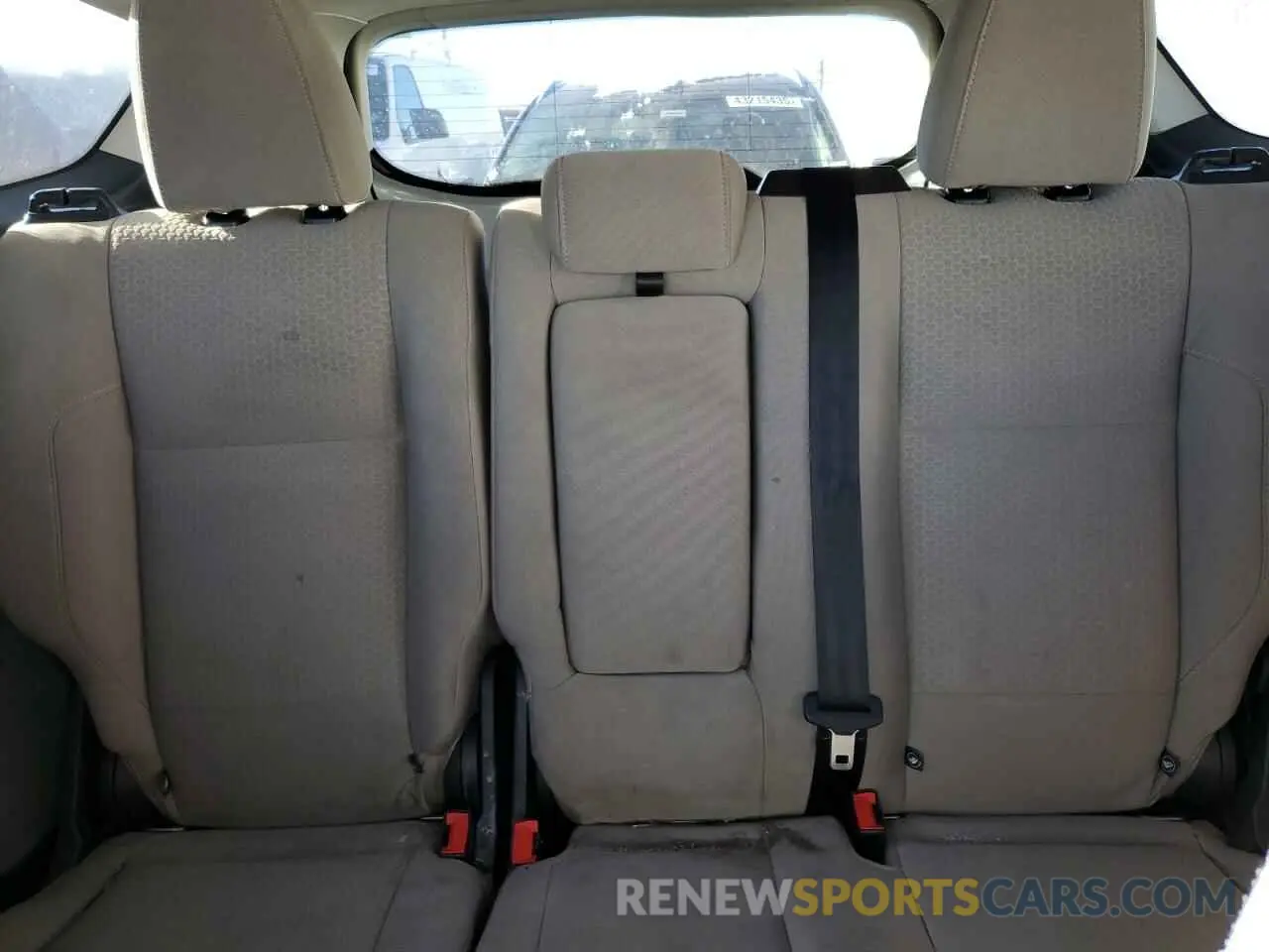 10 Photograph of a damaged car 1FMCU9GDXKUB32530 FORD ESCAPE 2019
