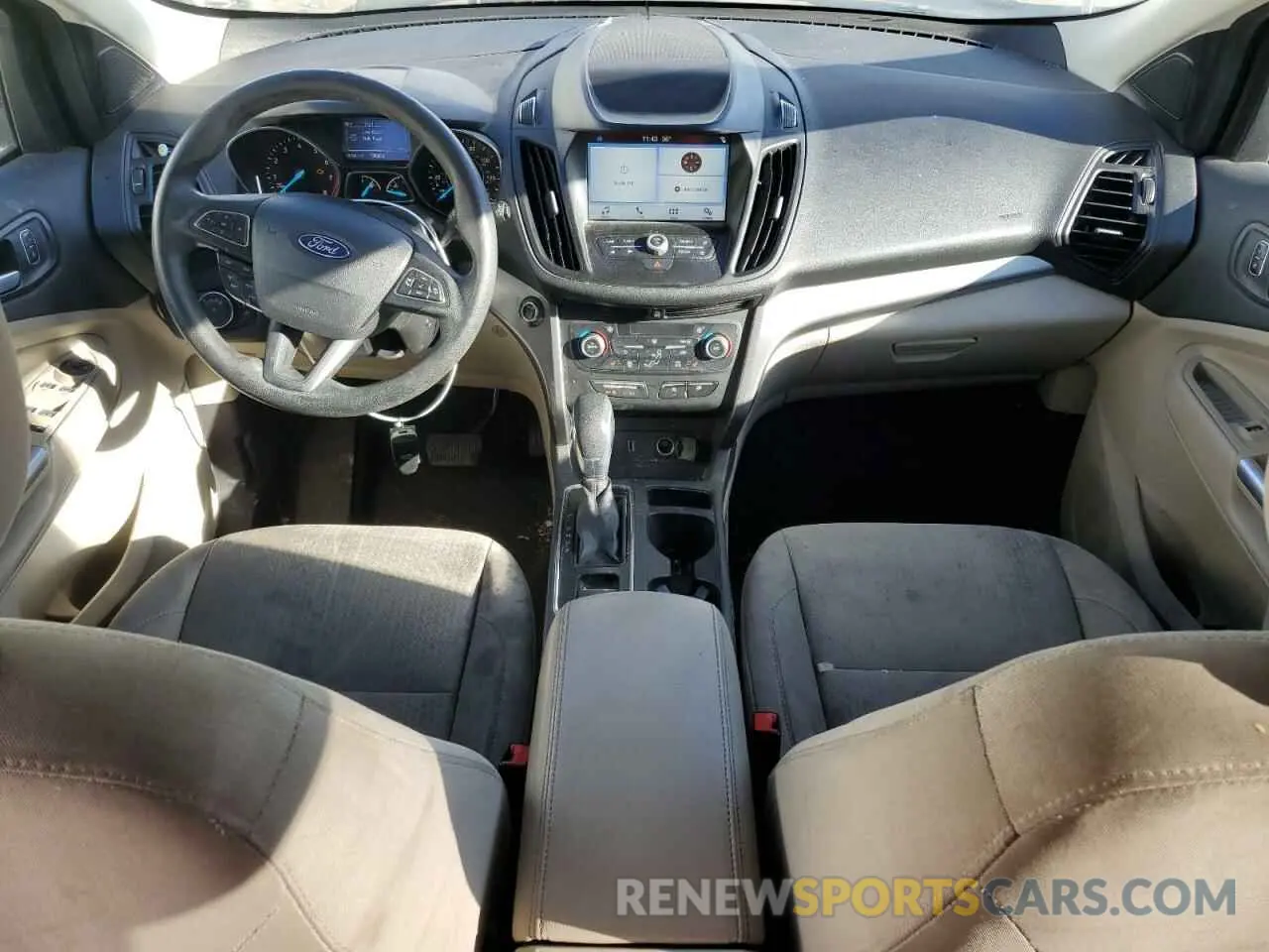 8 Photograph of a damaged car 1FMCU9GDXKUB32530 FORD ESCAPE 2019
