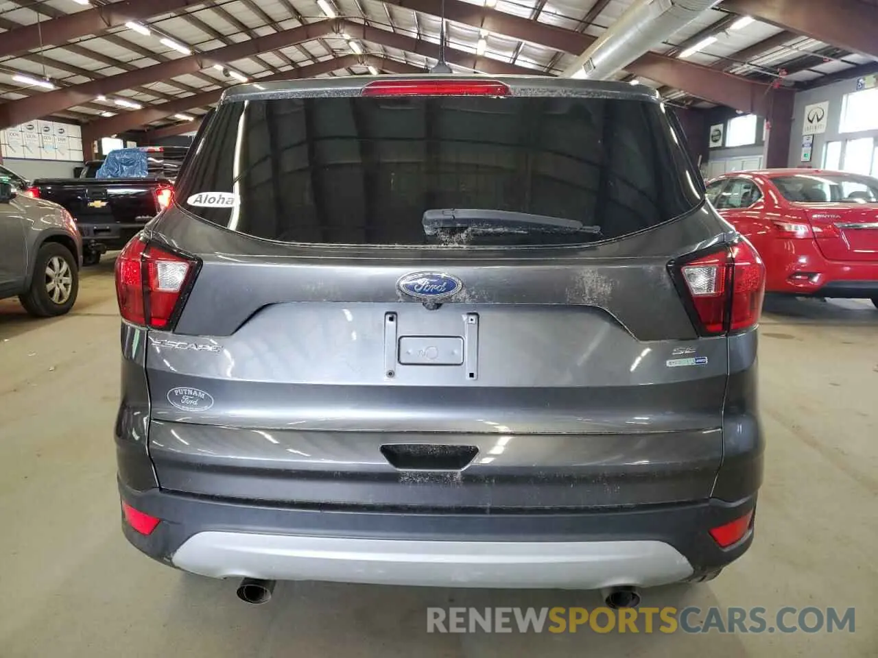 6 Photograph of a damaged car 1FMCU9GDXKUB65575 FORD ESCAPE 2019