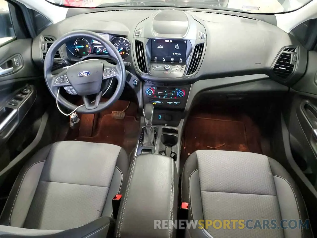 8 Photograph of a damaged car 1FMCU9GDXKUB65575 FORD ESCAPE 2019