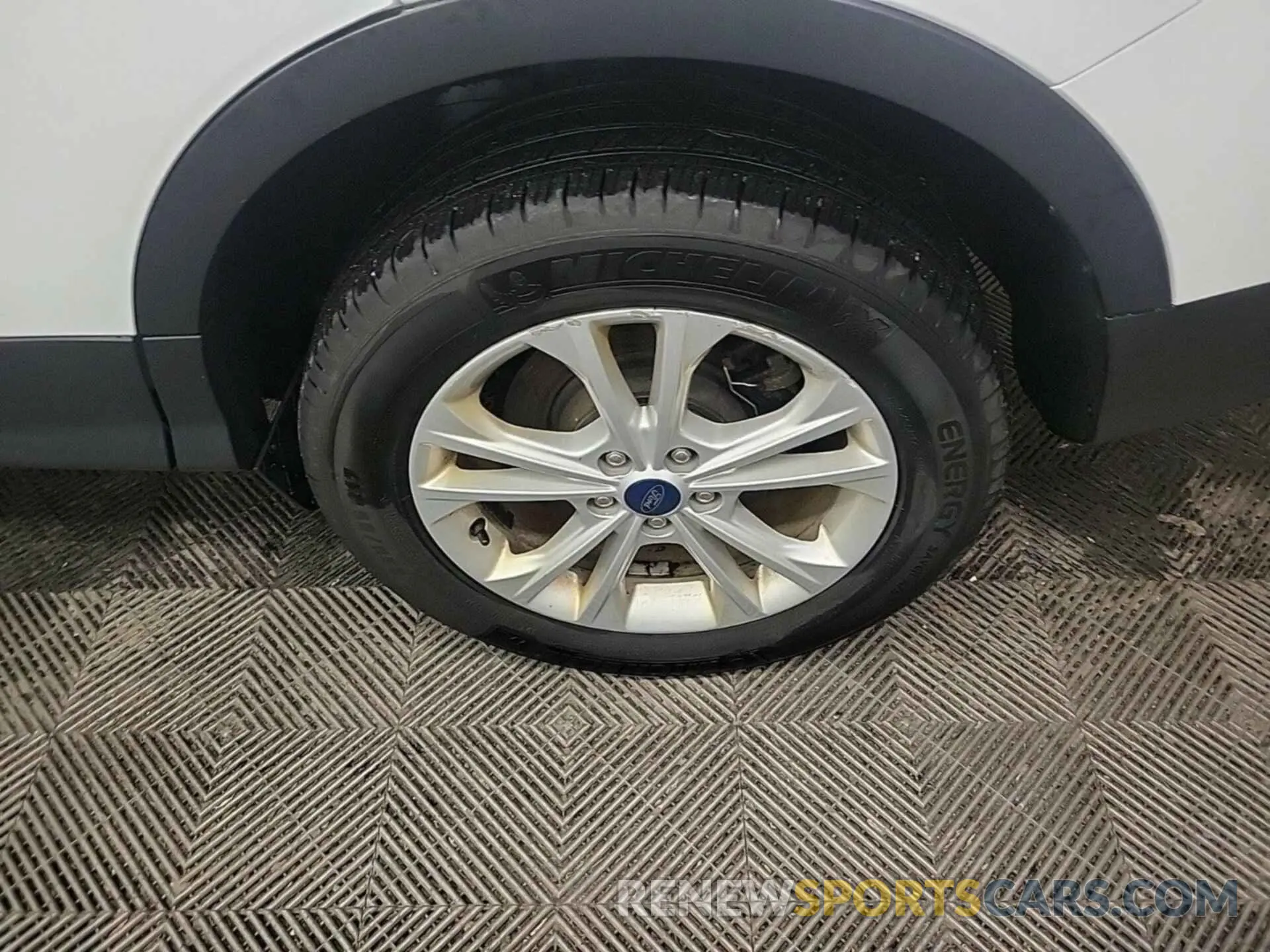 23 Photograph of a damaged car 1FMCU9GDXKUB65656 FORD ESCAPE 2019