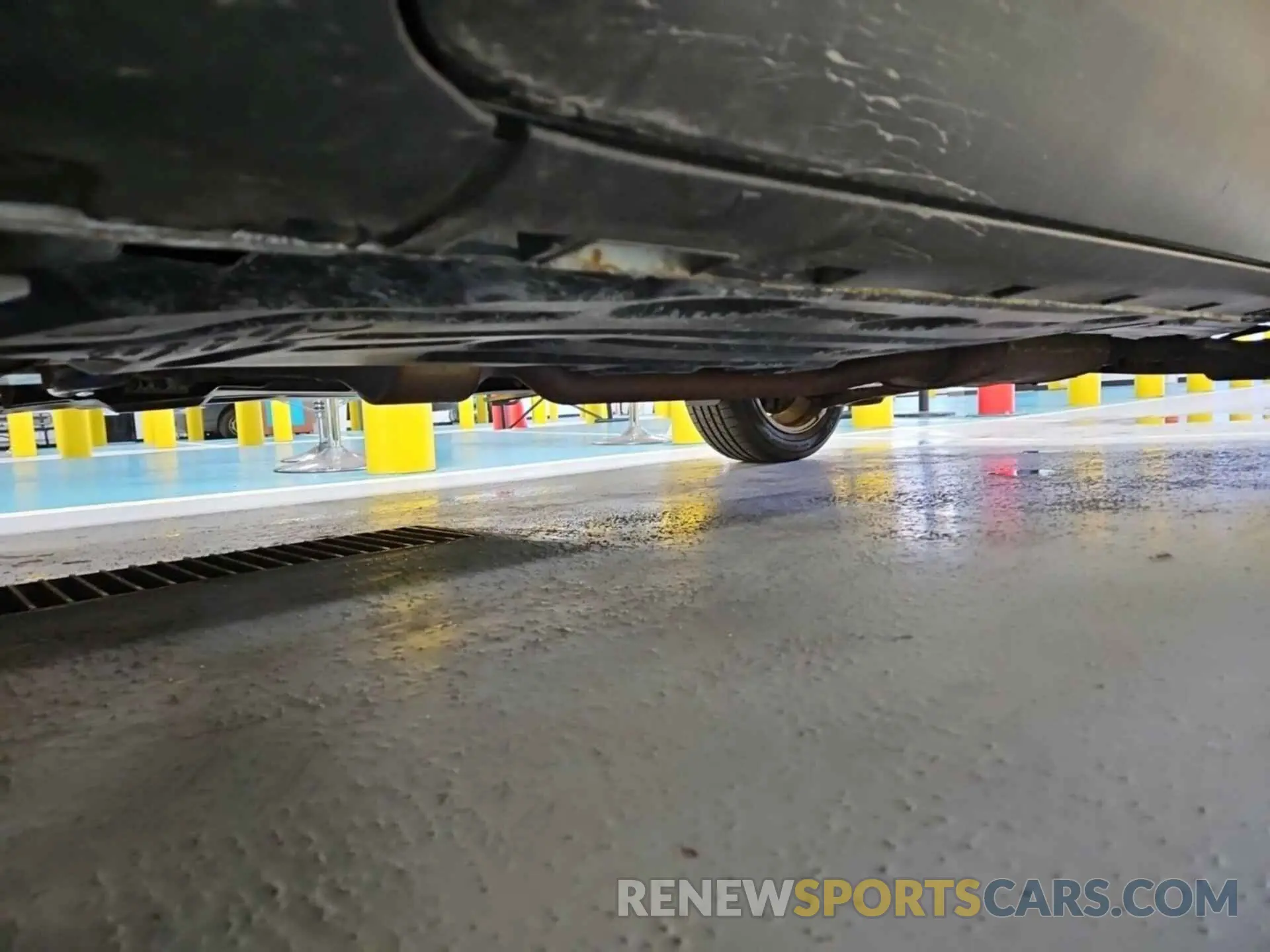 3 Photograph of a damaged car 1FMCU9GDXKUB65656 FORD ESCAPE 2019