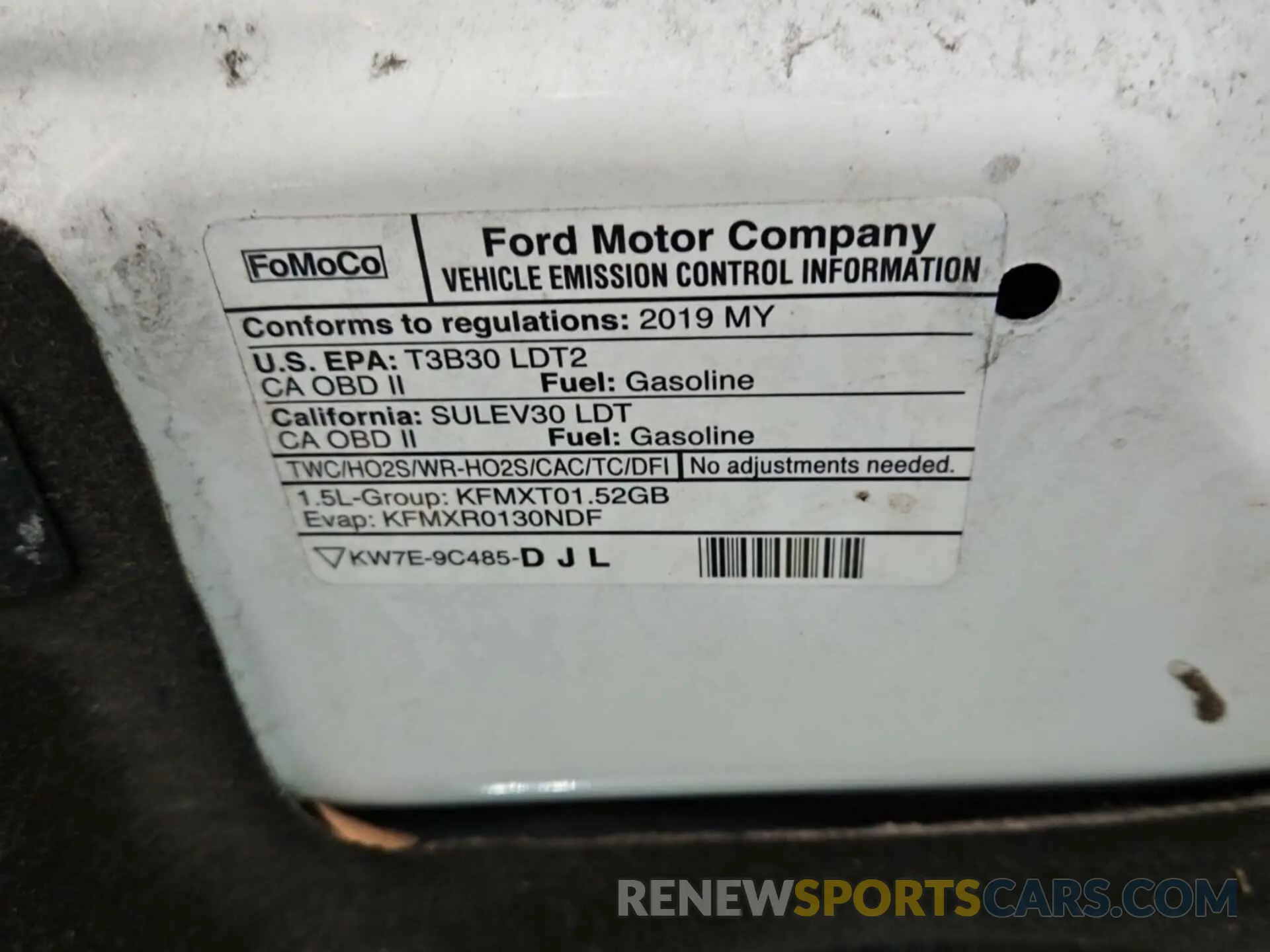34 Photograph of a damaged car 1FMCU9GDXKUB65656 FORD ESCAPE 2019