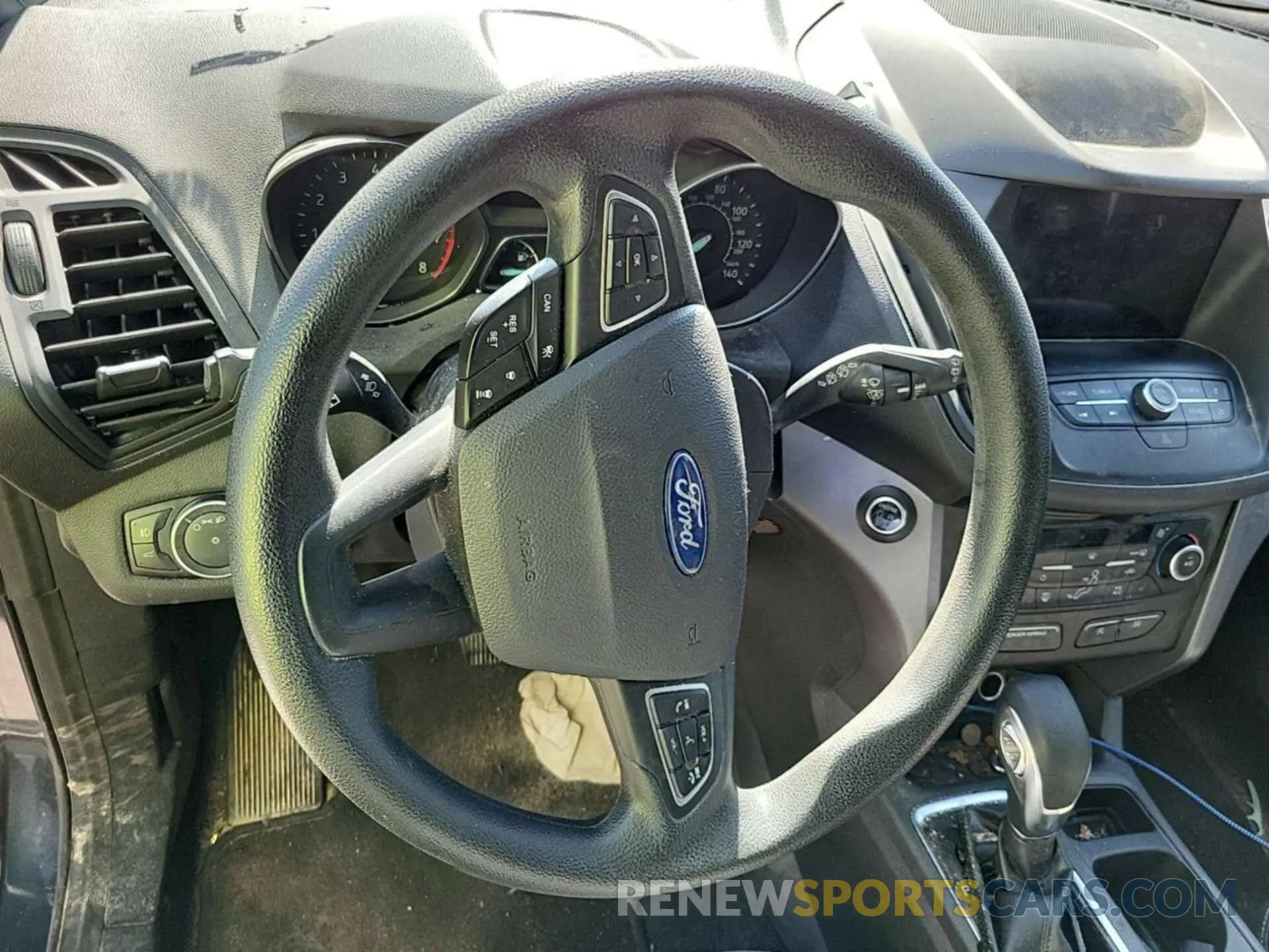 4 Photograph of a damaged car 1FMCU9GDXKUB75412 FORD ESCAPE 2019