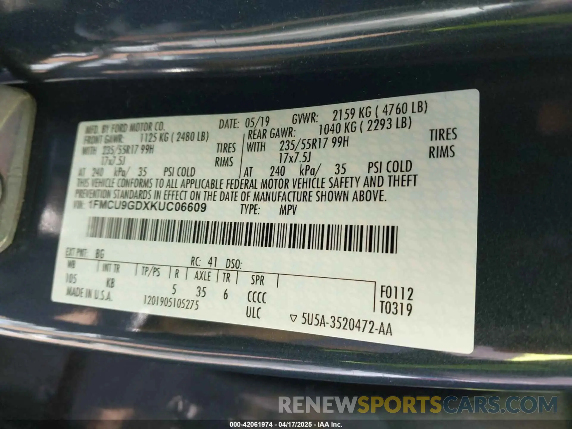 9 Photograph of a damaged car 1FMCU9GDXKUC06609 FORD ESCAPE 2019