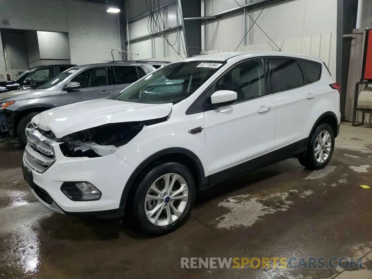 1 Photograph of a damaged car 1FMCU9GDXKUC34183 FORD ESCAPE 2019
