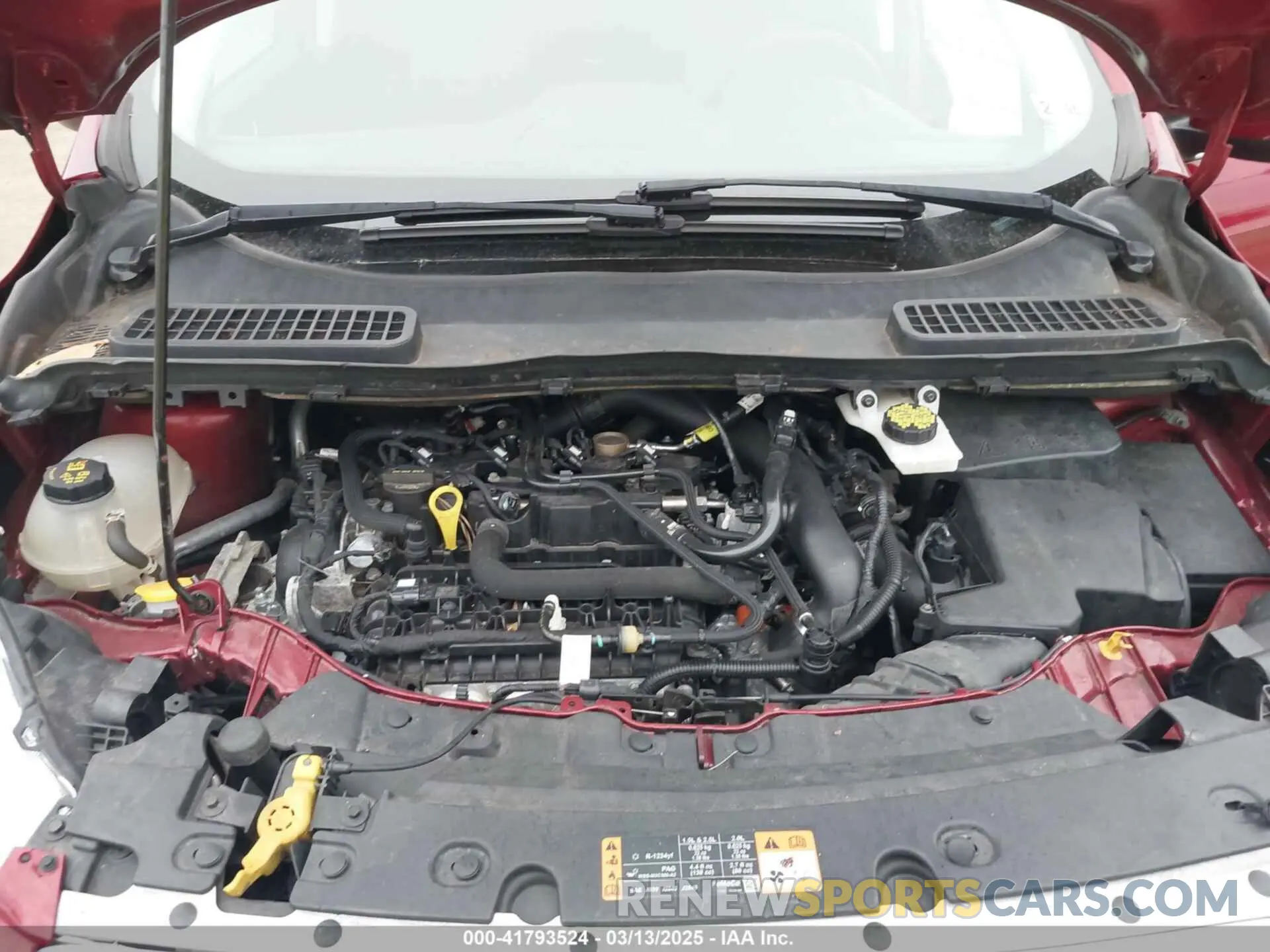 10 Photograph of a damaged car 1FMCU9GDXKUC35625 FORD ESCAPE 2019