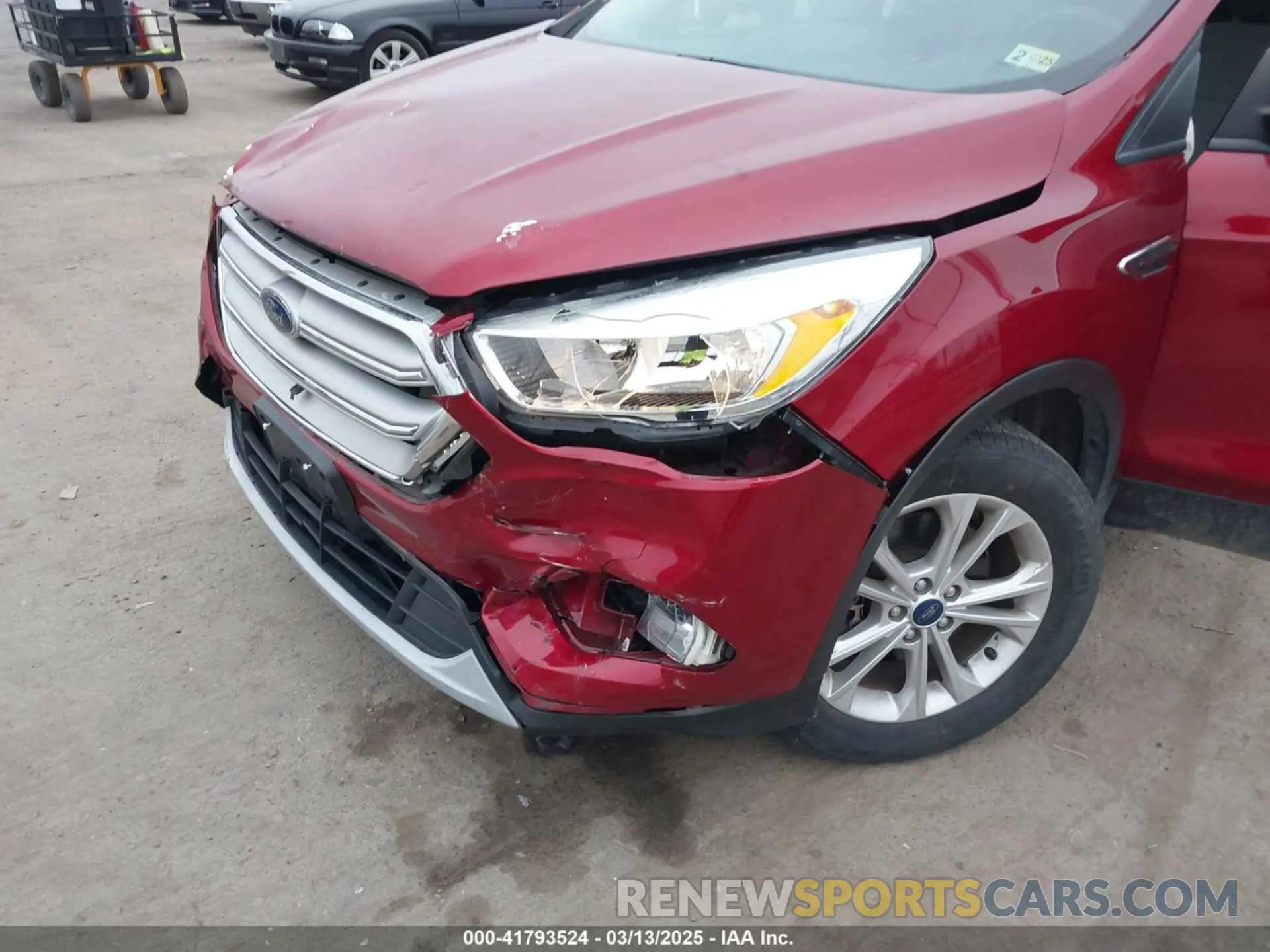 6 Photograph of a damaged car 1FMCU9GDXKUC35625 FORD ESCAPE 2019