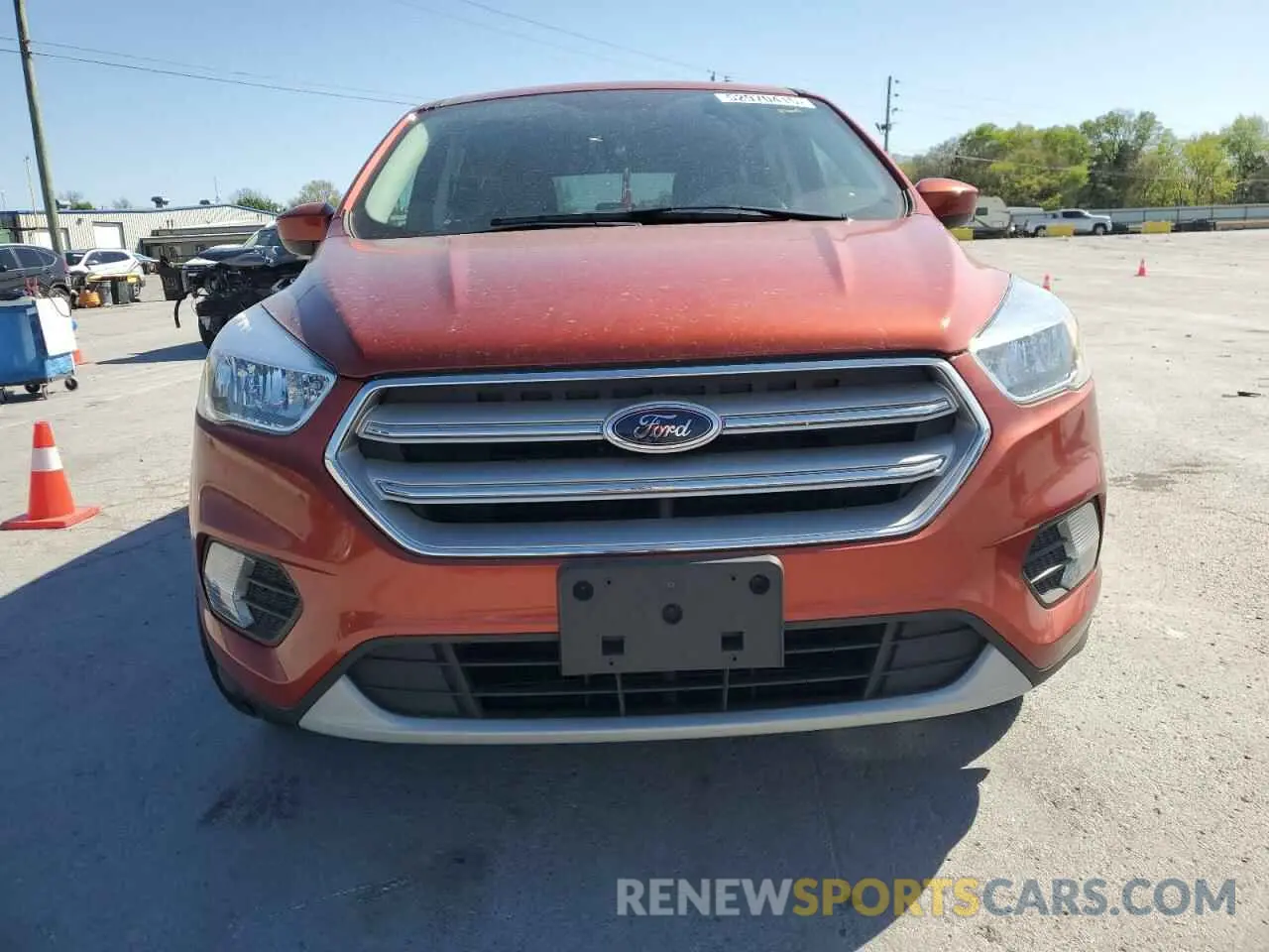 5 Photograph of a damaged car 1FMCU9GDXKUC51162 FORD ESCAPE 2019