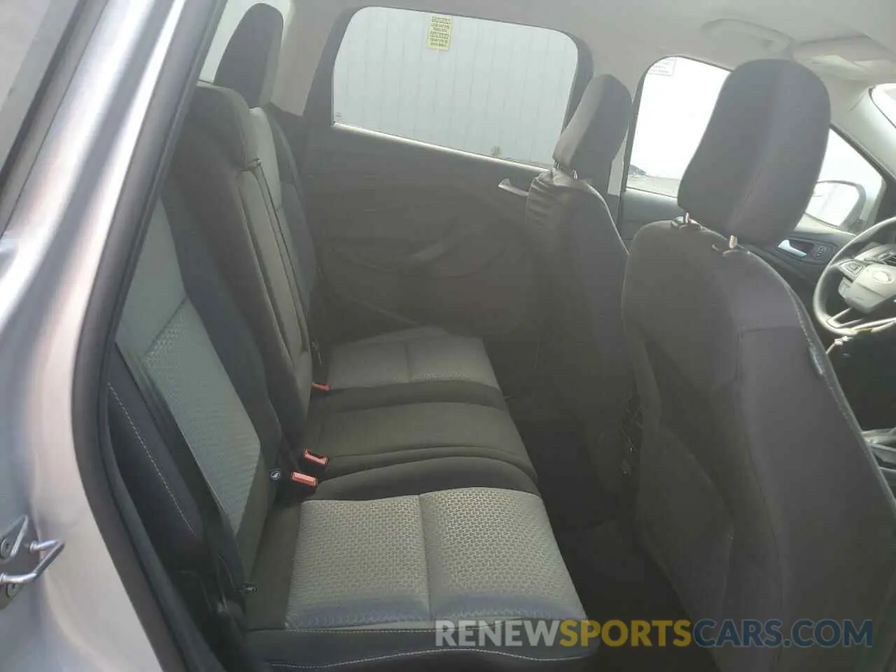 11 Photograph of a damaged car 1FMCU9GDXKUC54496 FORD ESCAPE 2019