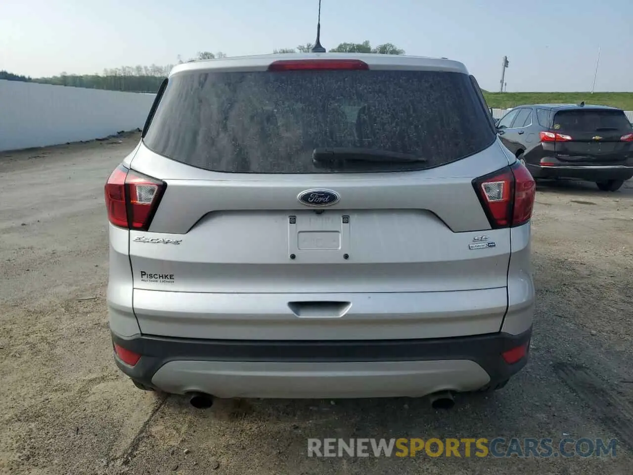 6 Photograph of a damaged car 1FMCU9GDXKUC54496 FORD ESCAPE 2019
