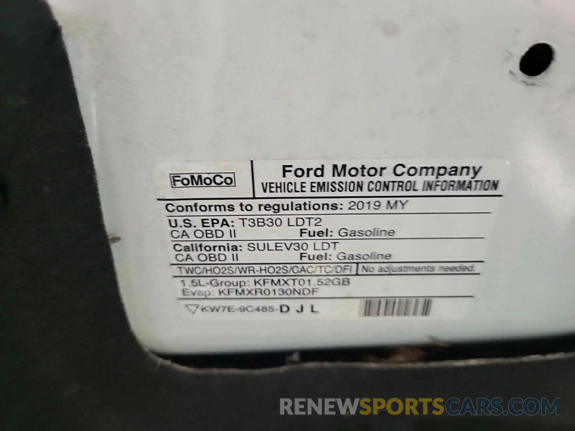1 Photograph of a damaged car 1FMCU9HD0KUA48764 FORD ESCAPE 2019