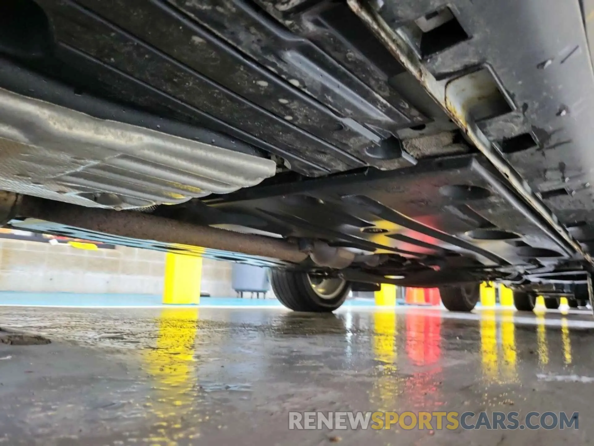 3 Photograph of a damaged car 1FMCU9HD0KUA48764 FORD ESCAPE 2019